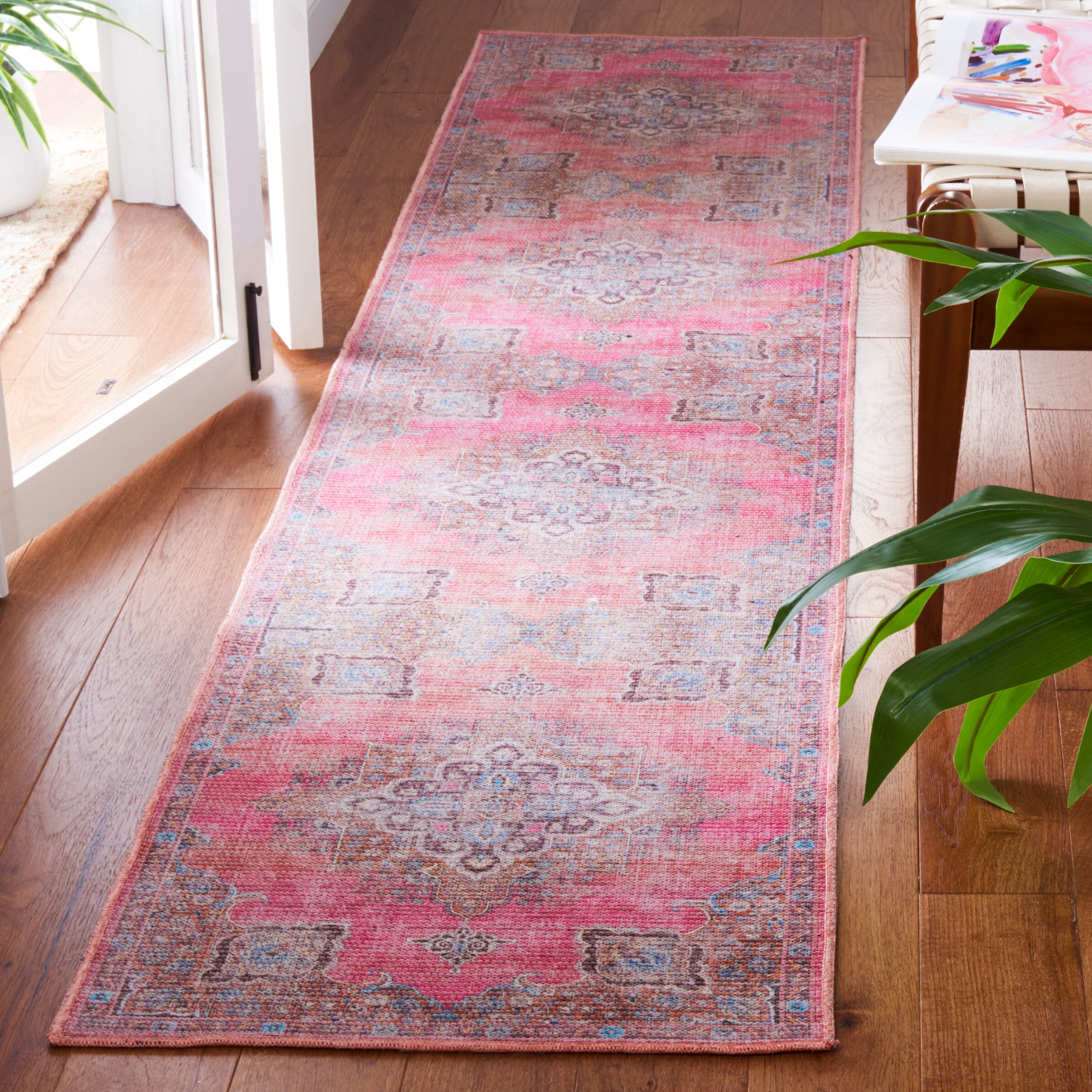 Safavieh SEP580U-29 Serapi 2 x 9 (ft) Loomed Cotton Pink/Beige Rectangular Indoor Medallion Machine washable Runner rug