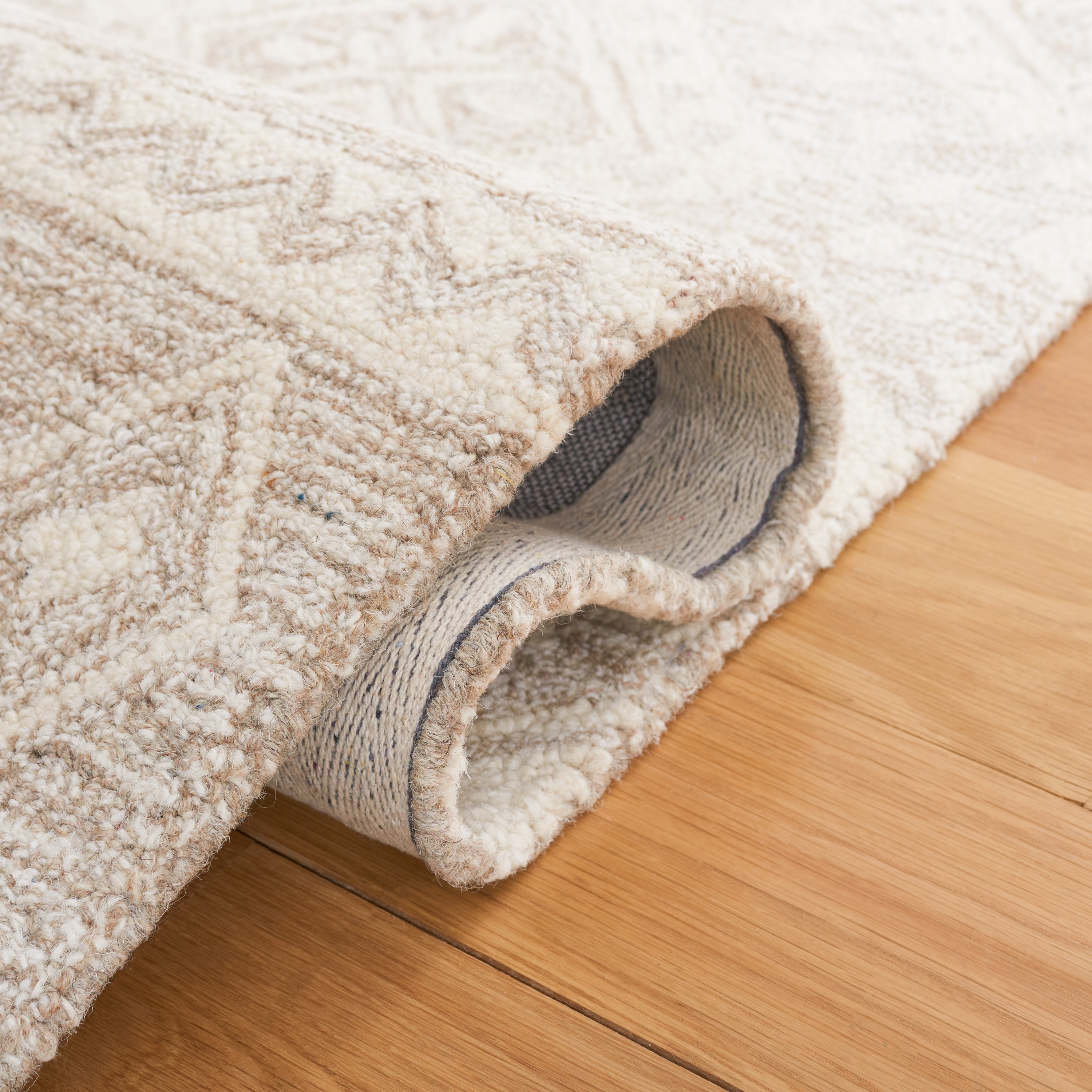 Safavieh MLP501B-27 rugs - View #5