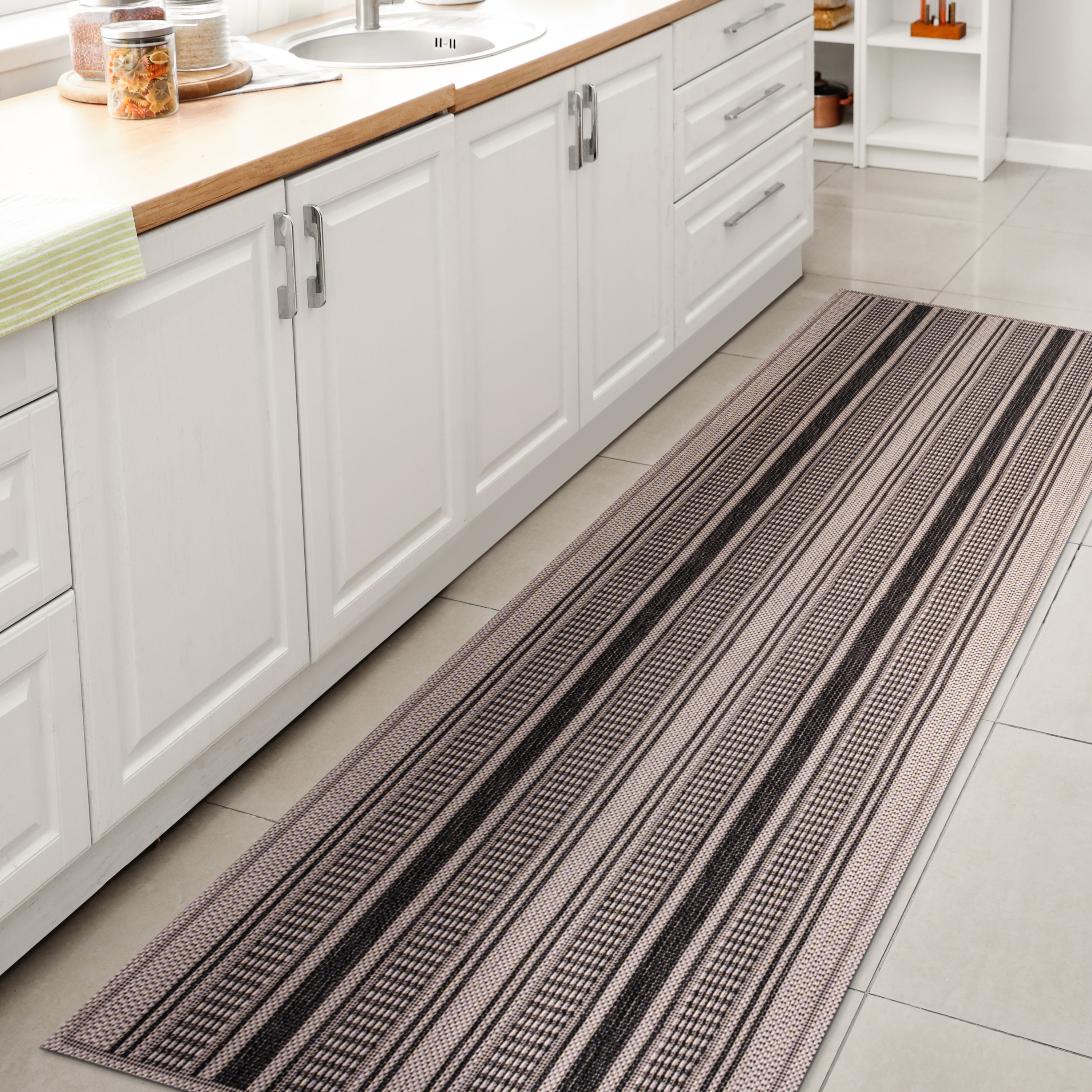 JONATHAN  Y SMB202D-28 Santa Monica Haynes 2 x 8 (ft) Loomed Polypropylene Black/Beige Rectangular Indoor/Outdoor Stripe Farmhouse/Cottage Runner rug