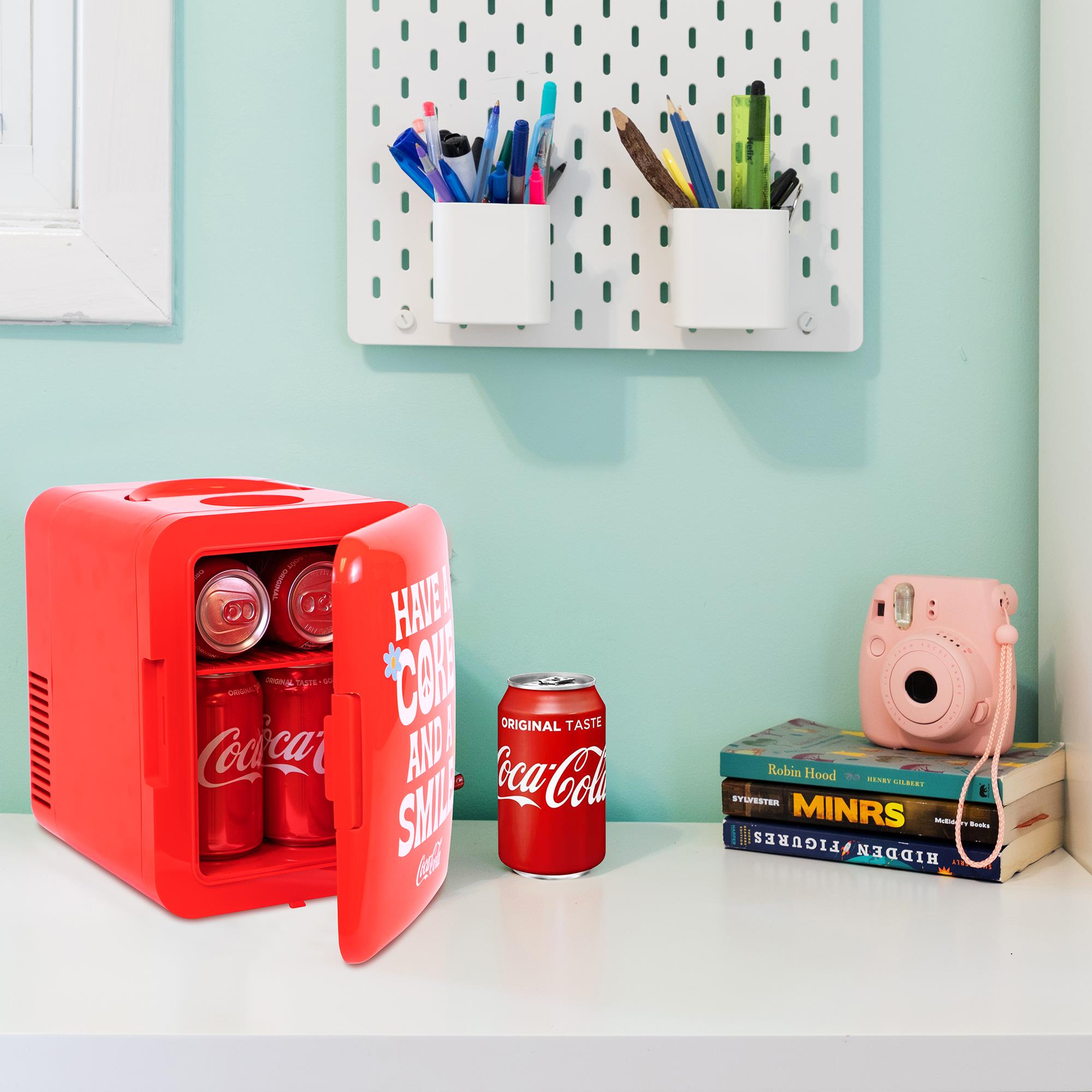 How to Make a DIY Mini Fridge at Home 