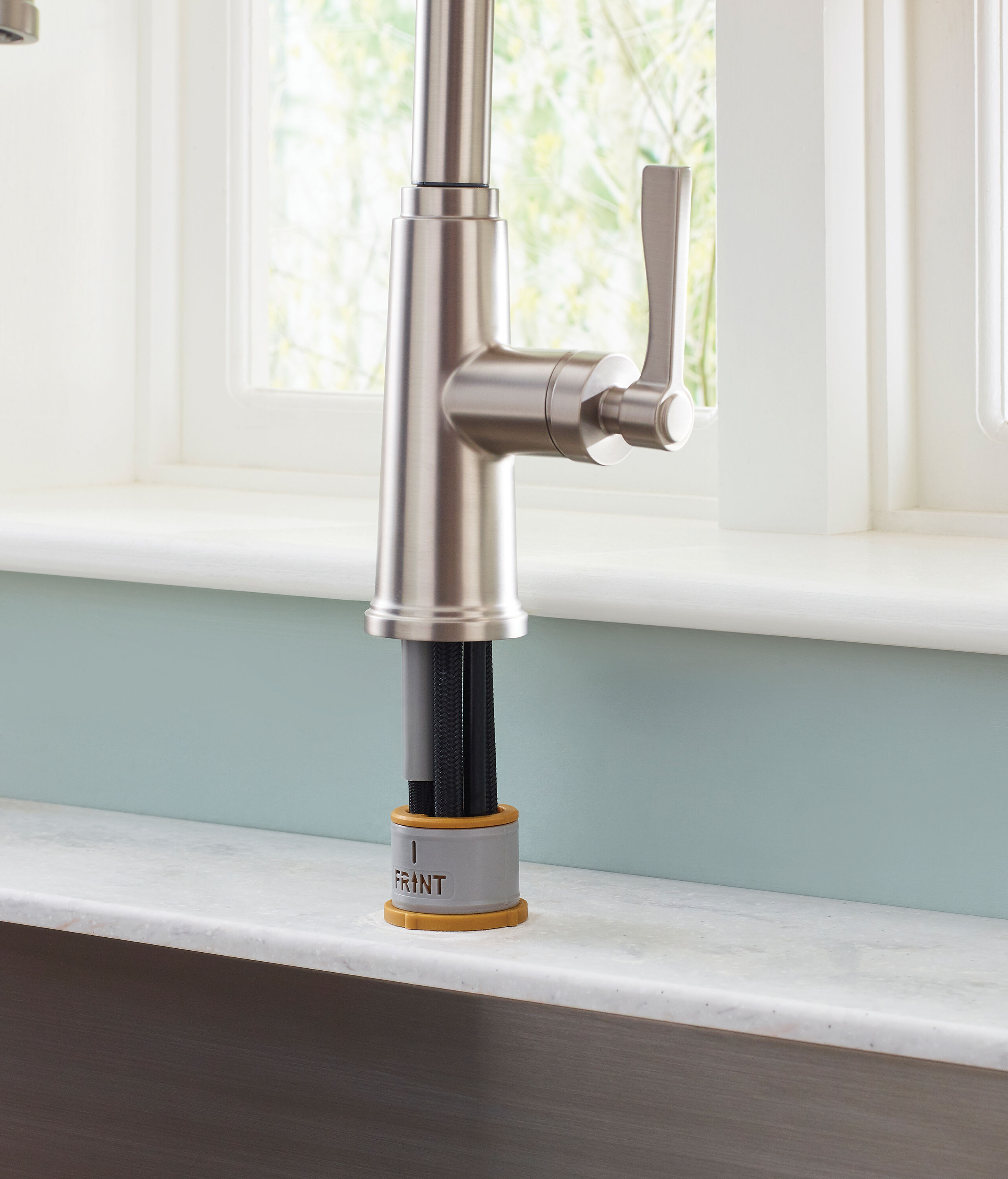 allen + roth Townley Spot Free Stainless Steel Single Handle Pull-down Kitchen Faucet with Sprayer (Deck Plate Included Soap Dispenser Included)