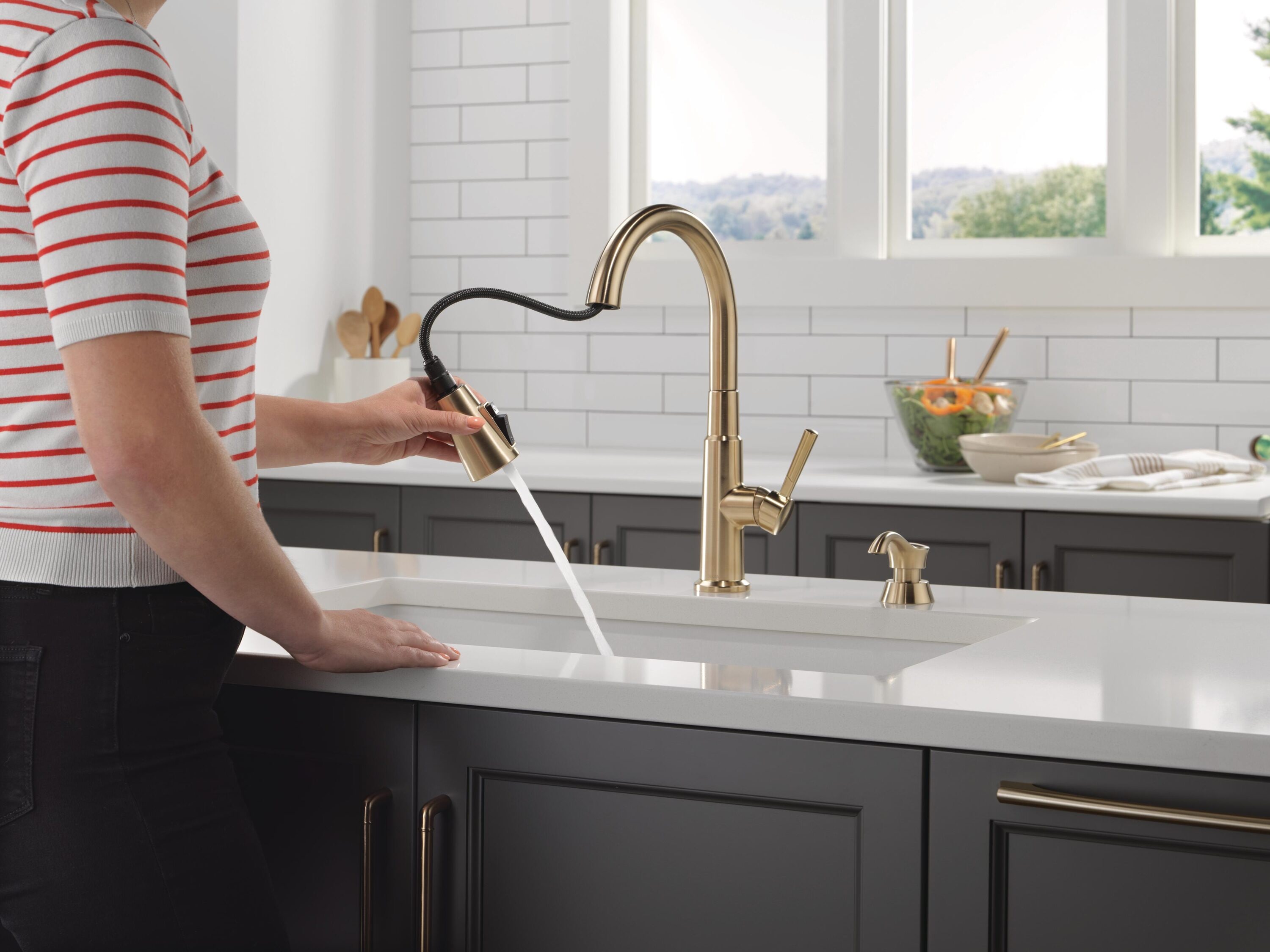 Delta 19863Z-CZSD-DST Kitchen-Faucets - View #2