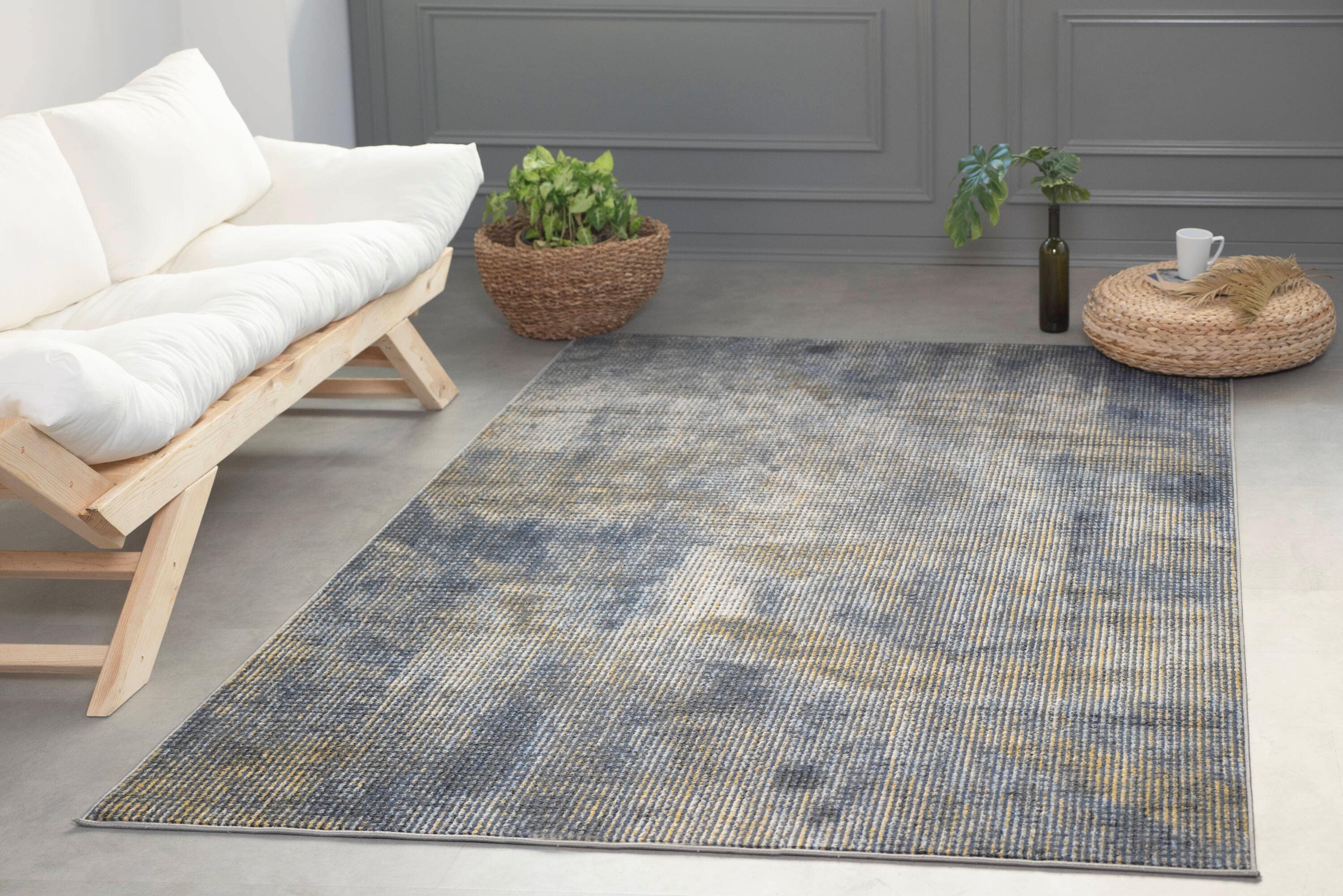 Lela Collection Gold and Blue Abstract Polyester Rug 5'2" x 7'5"