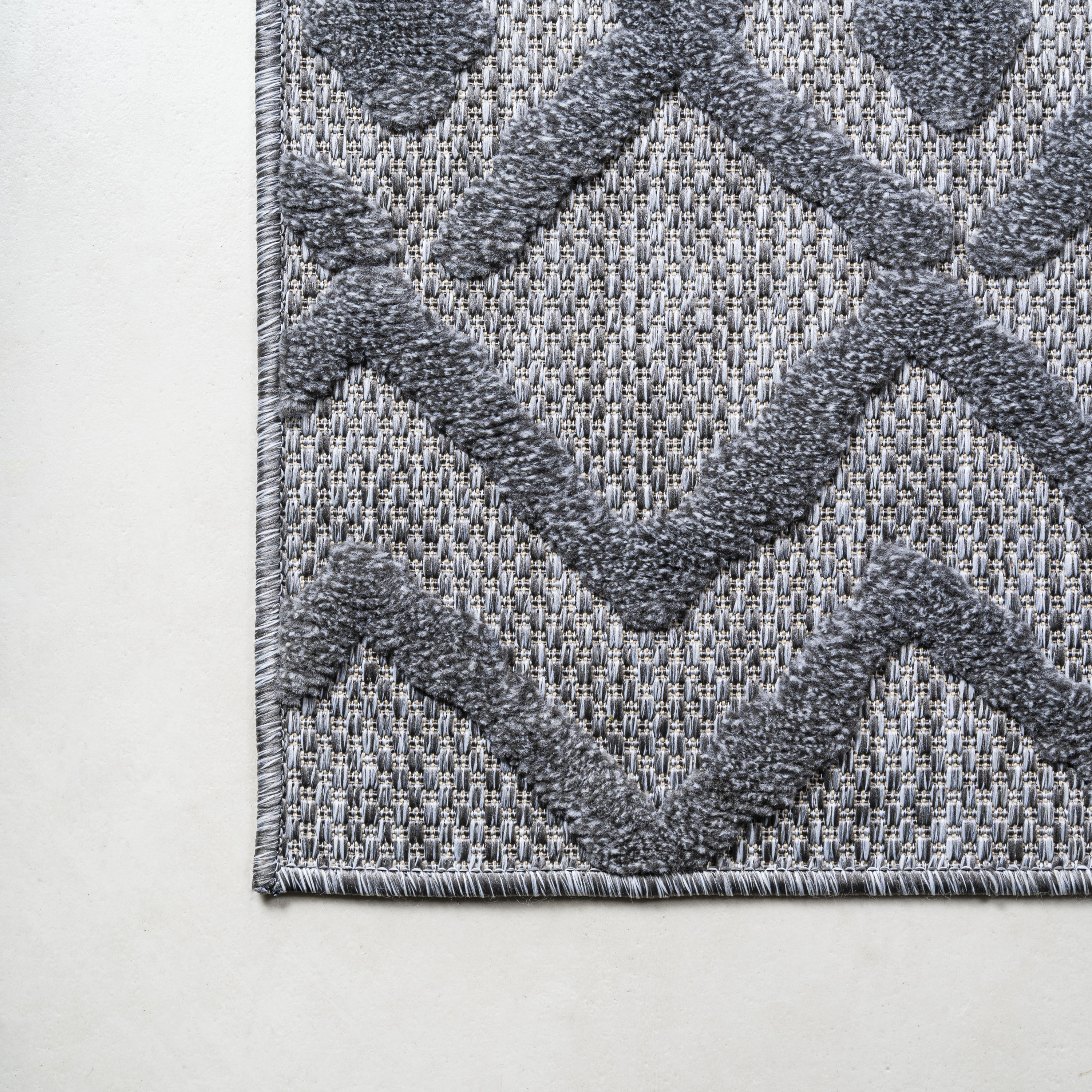 Handmade Moroccan Diamond Washable Area Rug - Dark Gray