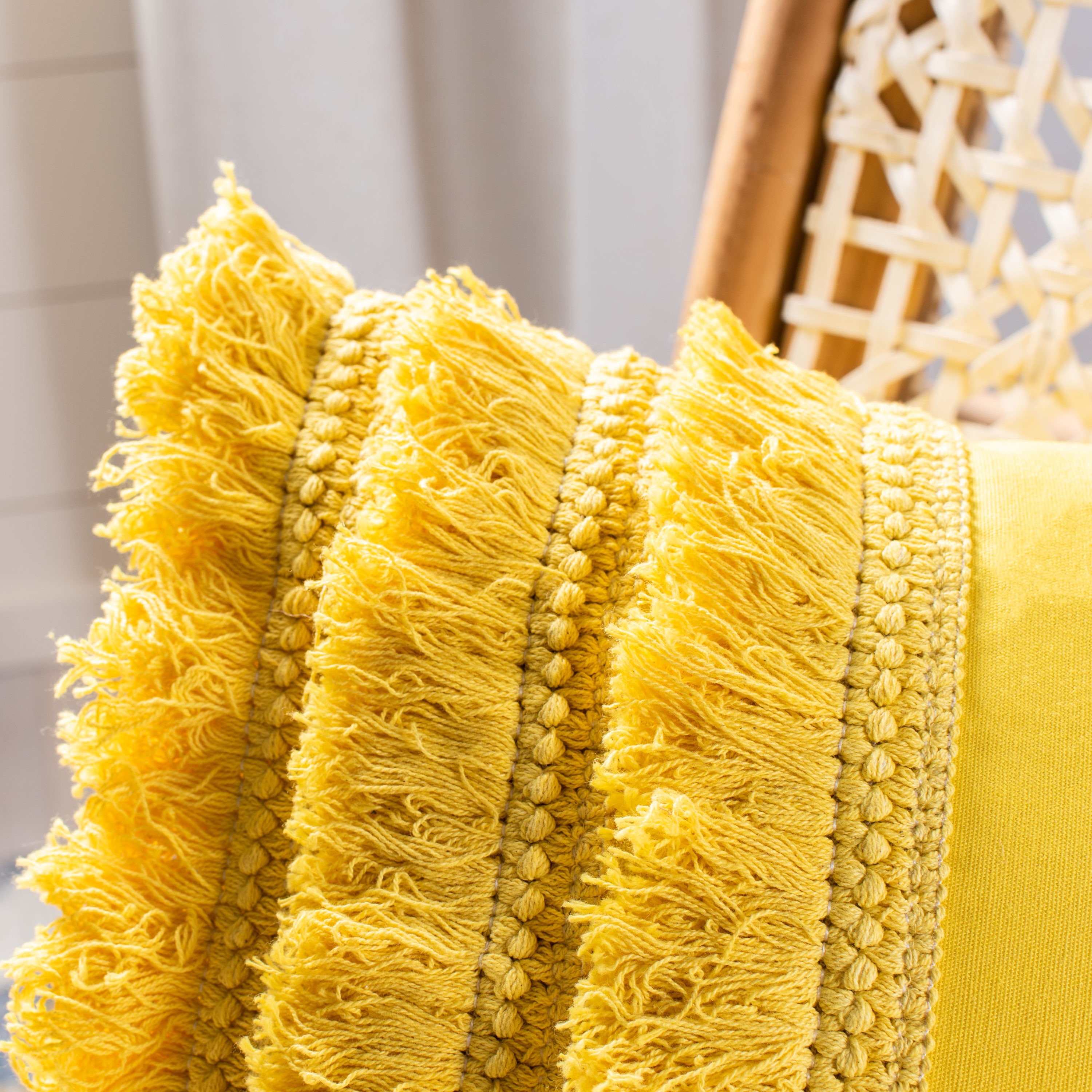 Safavieh PLS7142C-1220 Accent-Pillows - View #4