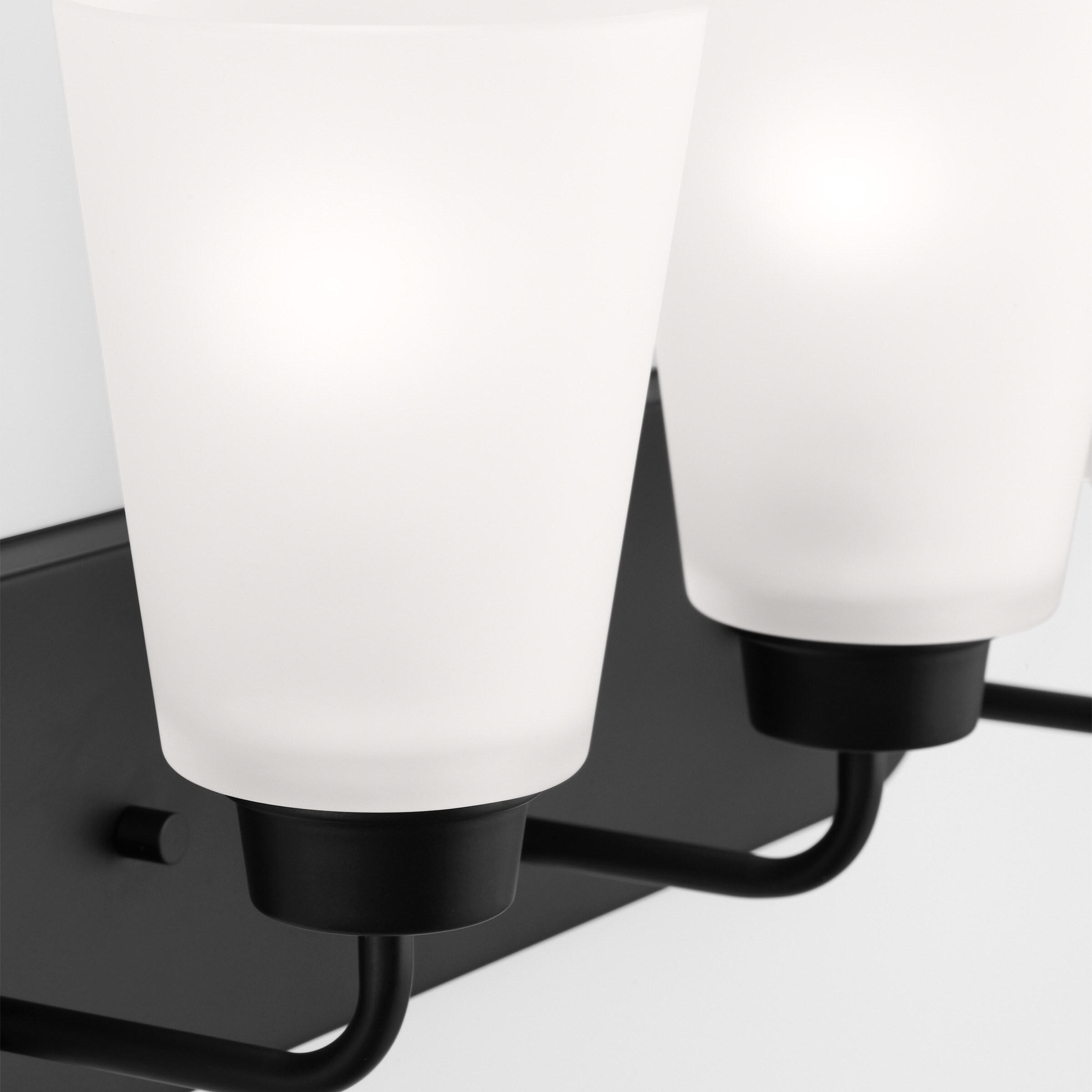 Generation Lighting 4415203-112 b089995 - View #2