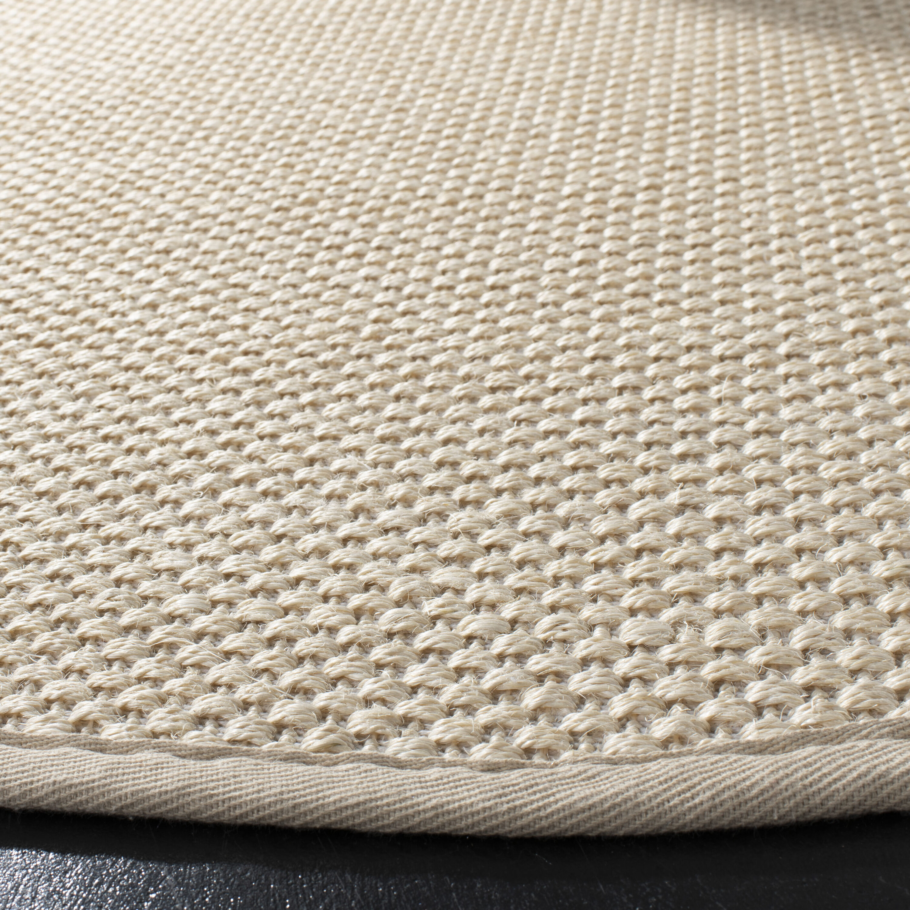 Safavieh NF150A-68OV rugs - View #3
