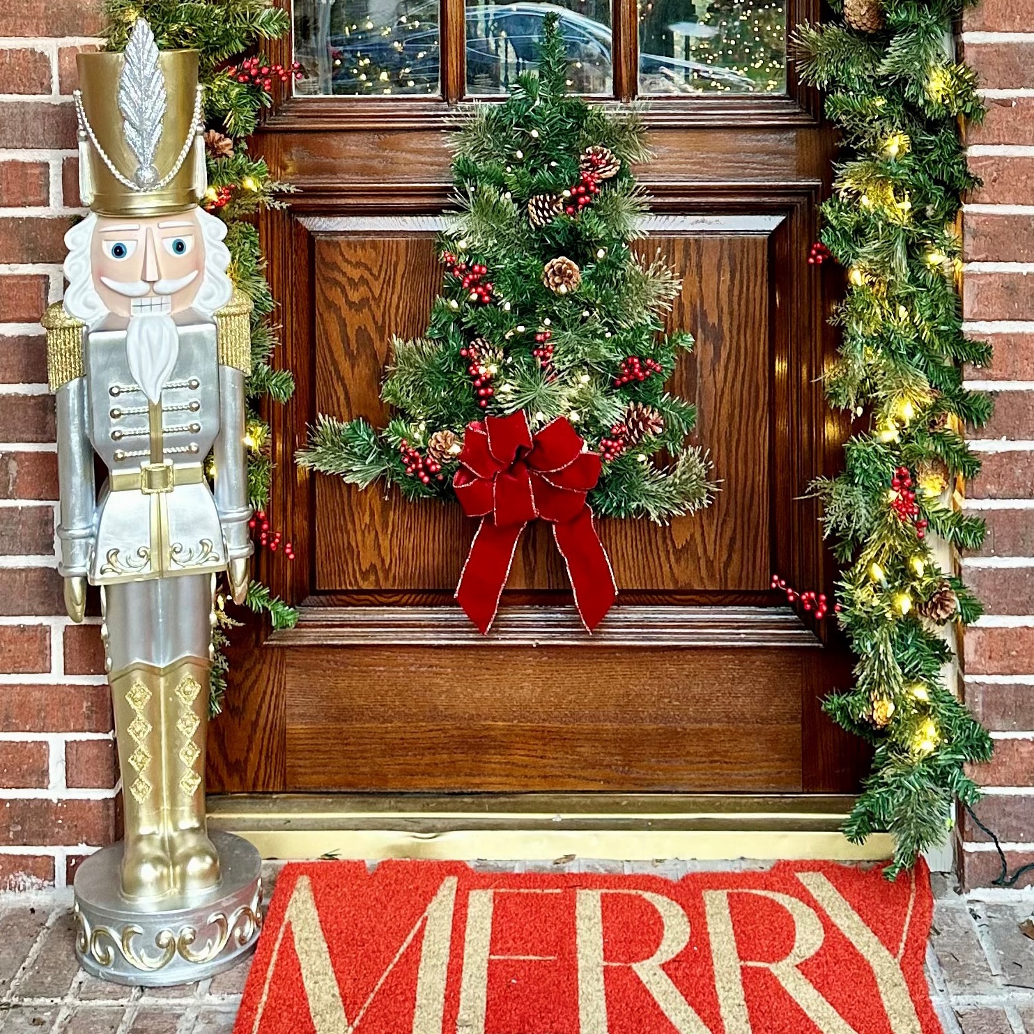 Haute Decor DCGD0023 Table-Christmas-Decorations - View #2