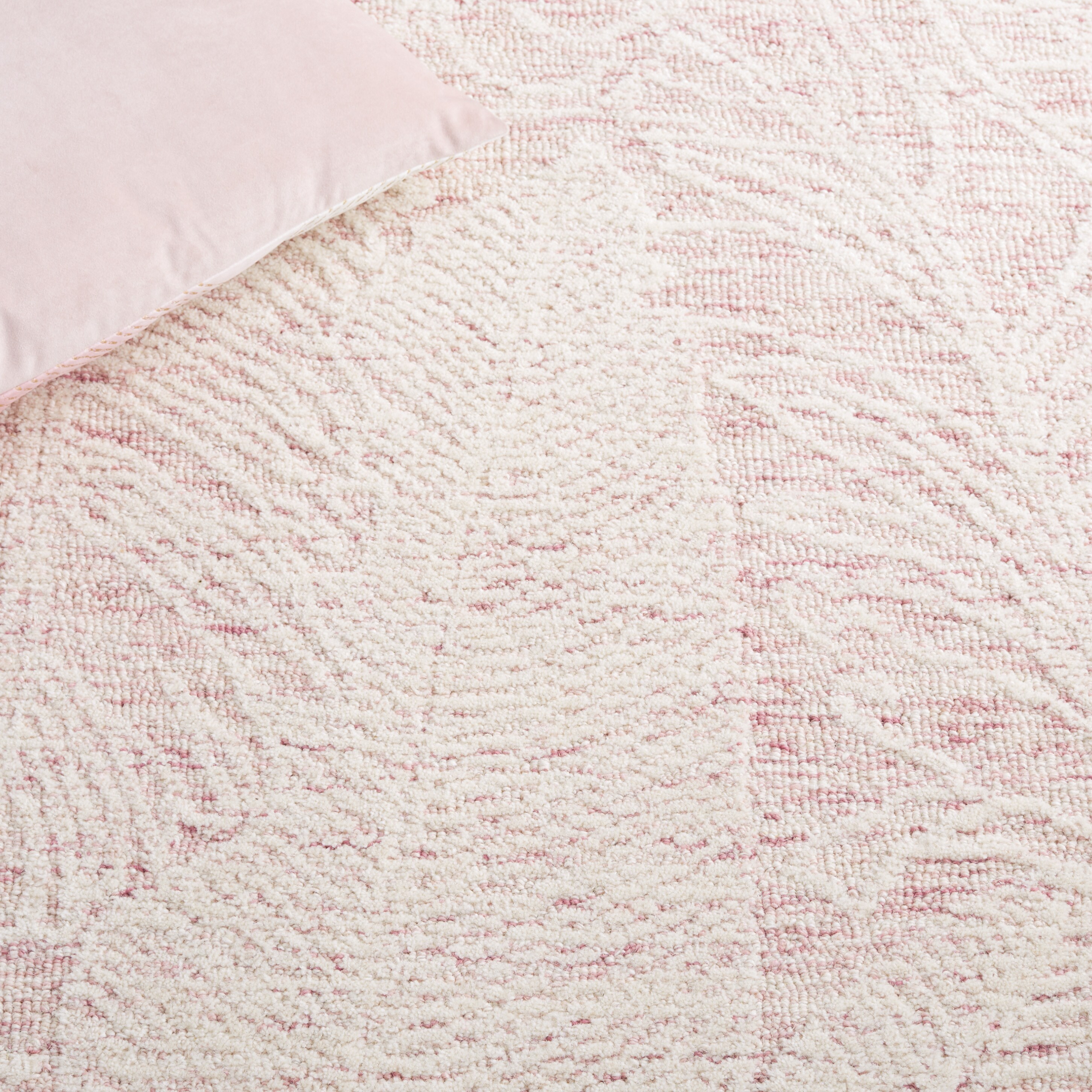 Safavieh MET880U-4 rugs - View #5