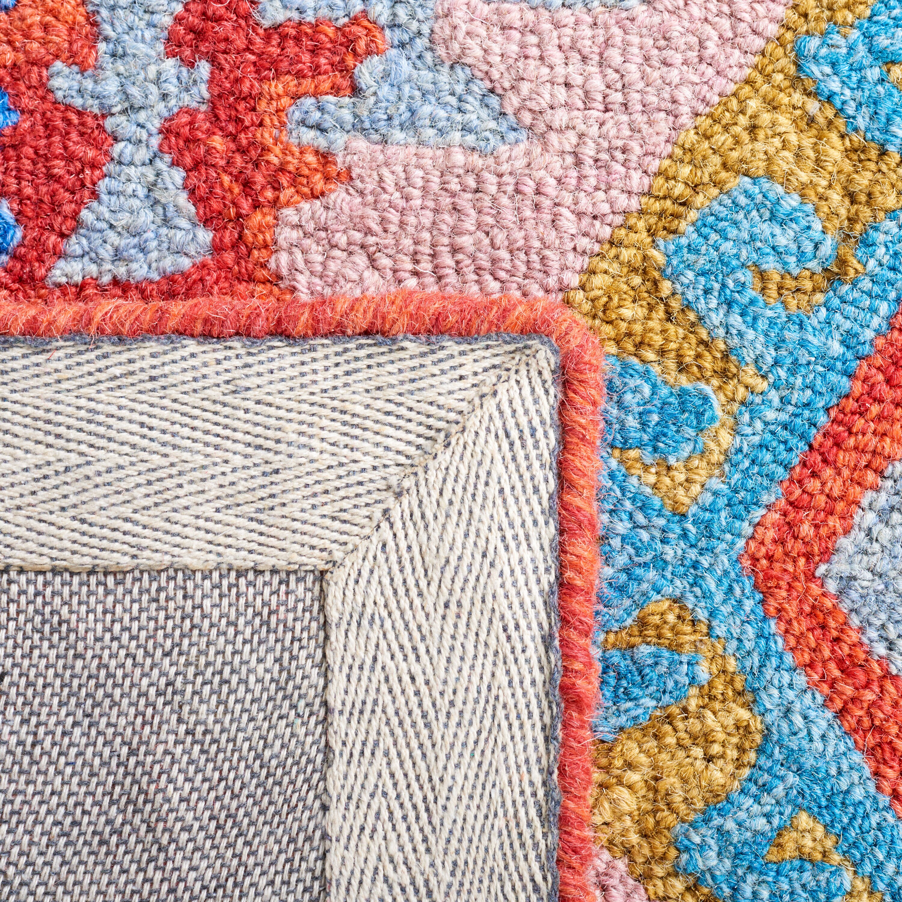 Safavieh APN409Q-4 rugs - View #3
