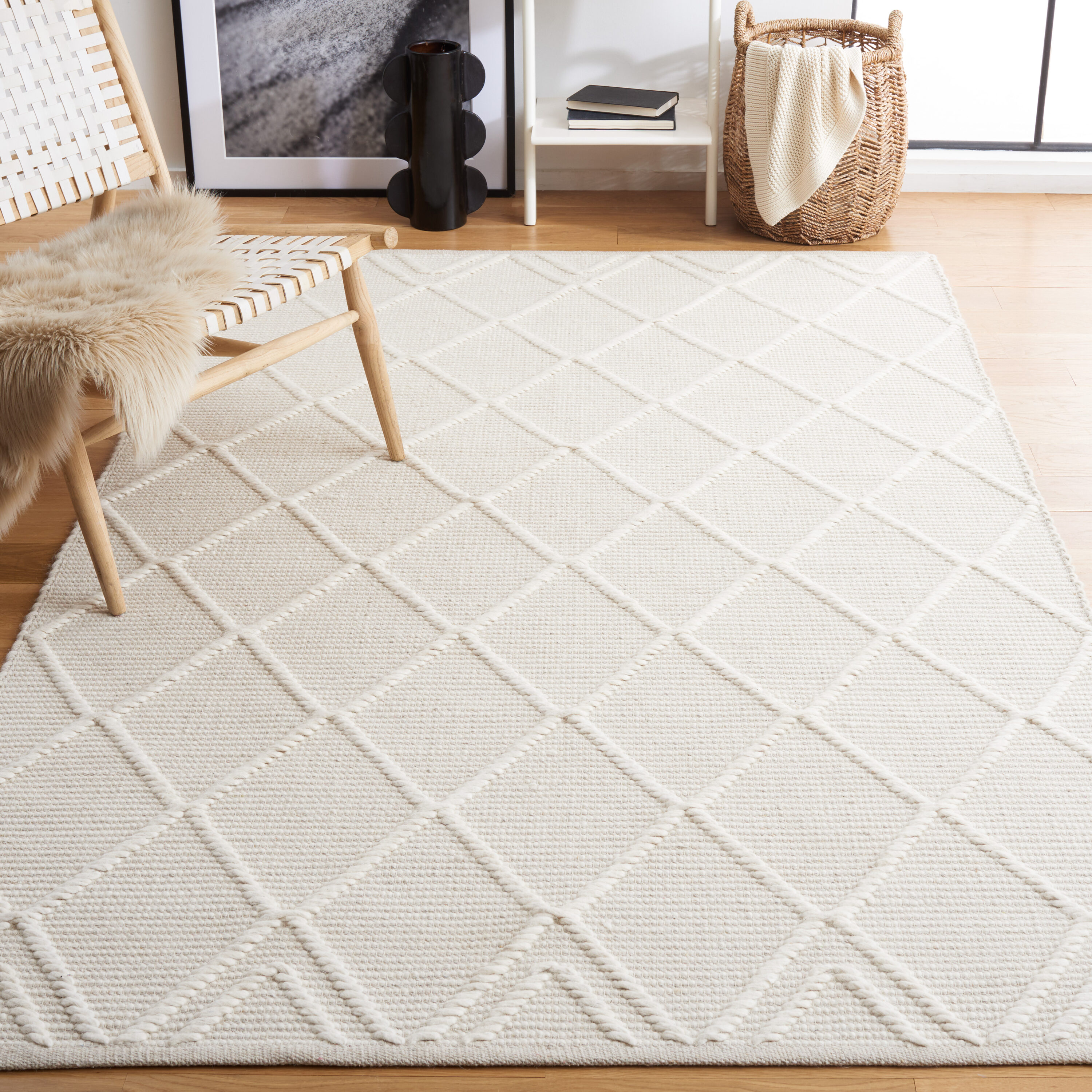  Natura 832 Ivory Contemporary 4ft x 6ft Small Rectangle Rug