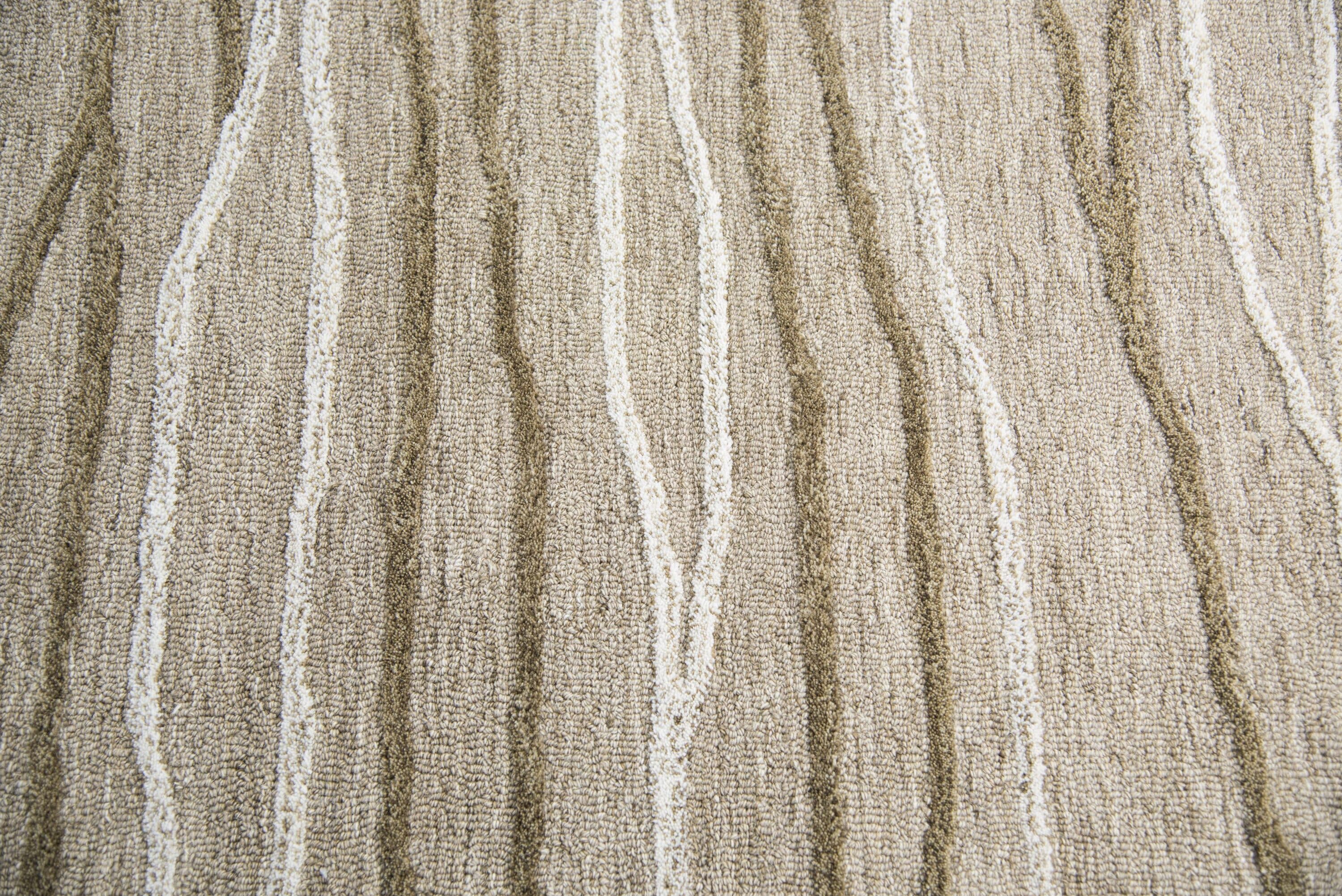 Geneva Natural Ivory 5' x 8' Abstract Hand-Tufted Wool Area Rug