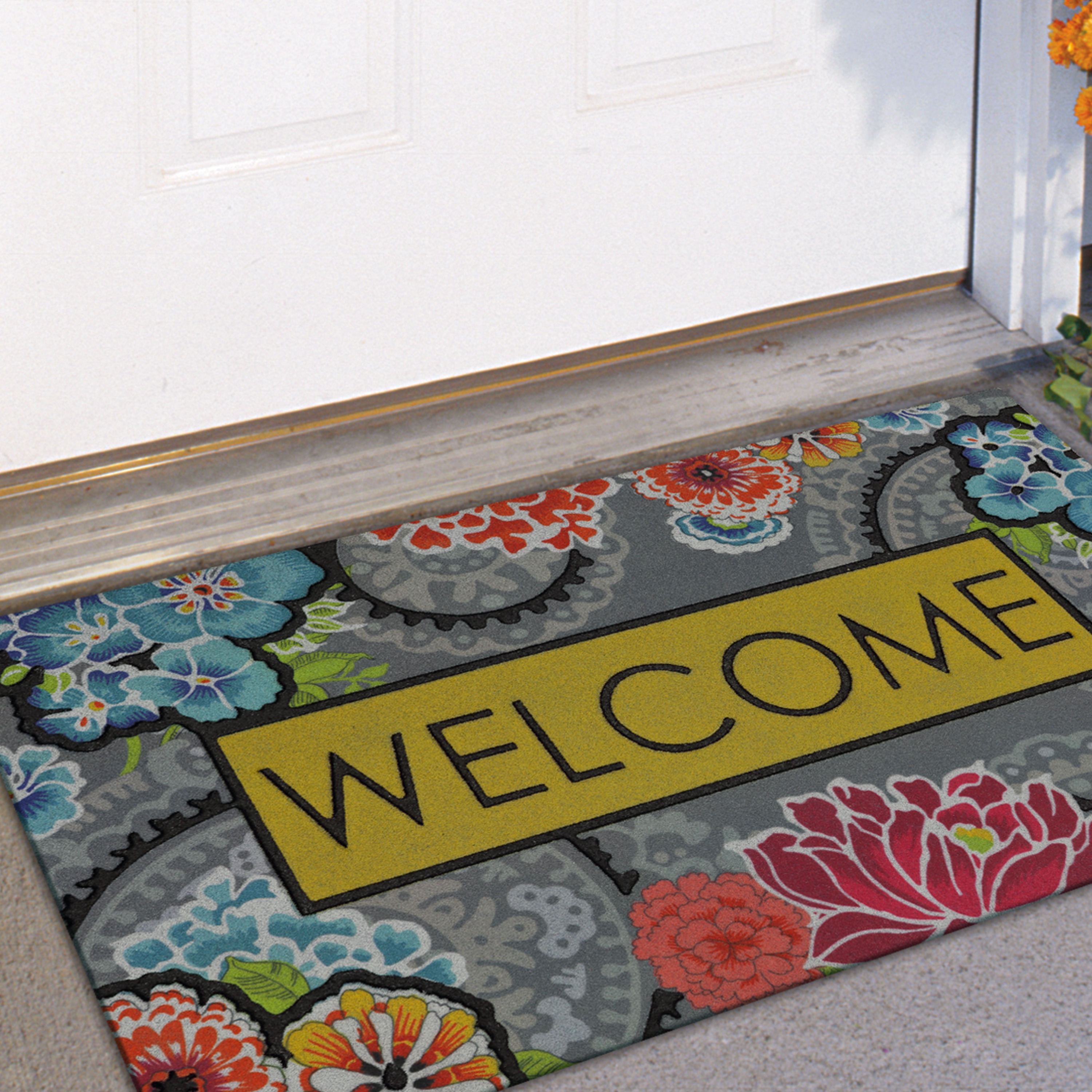 Mohawk Home 2-ft x 3-ft Beige Rectangular Outdoor Decorative Door Mat in  the Mats department at