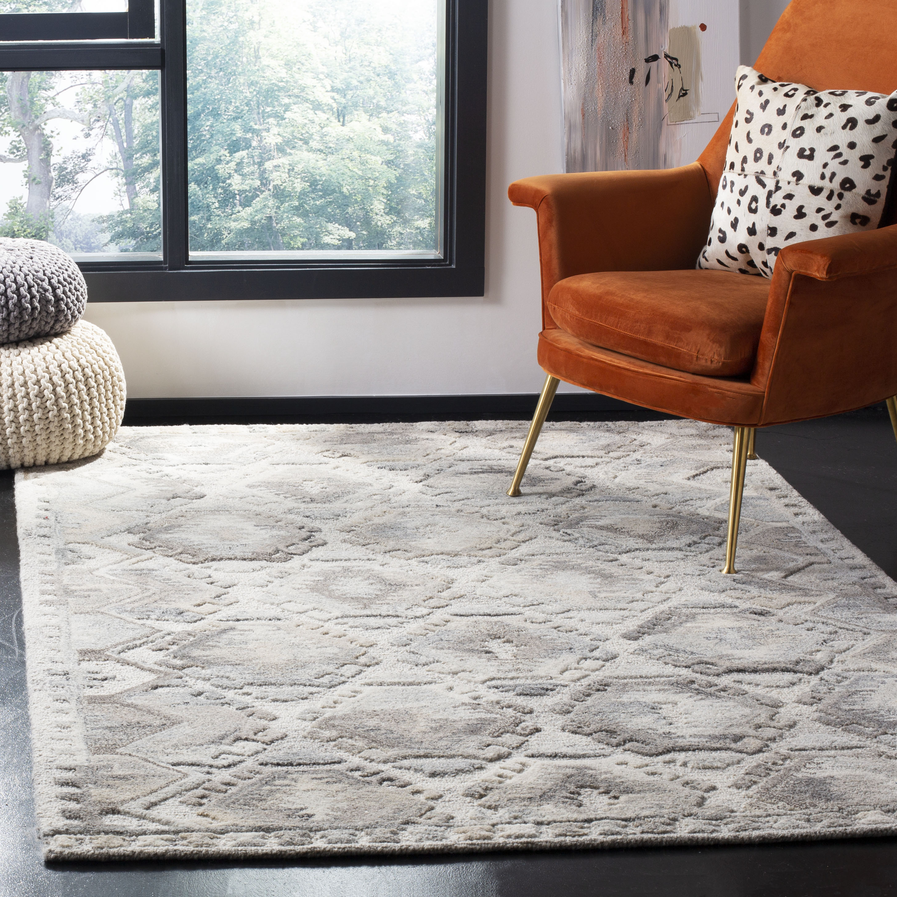 Handmade Gray Wool 4' x 6' Tufted Area Rug