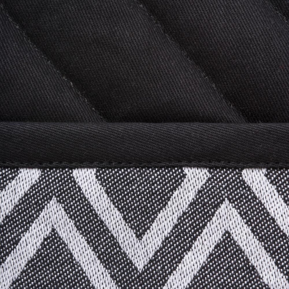 DII Black and White Herringbone Potholder (Set of 2) - Heat Resistant 100%  Cotton Pot Holders for Cooking - 8x8.5-in - Washable and Durable in the  Kitchen Towels department at