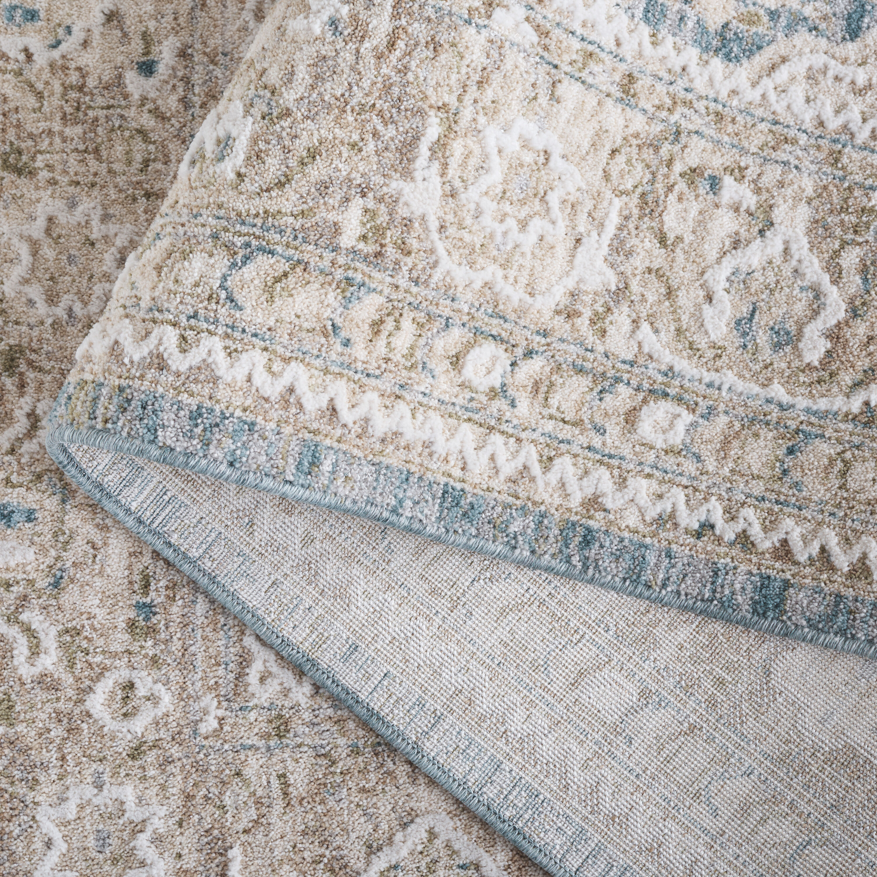 Safavieh FIN324M-28 rugs - View #5
