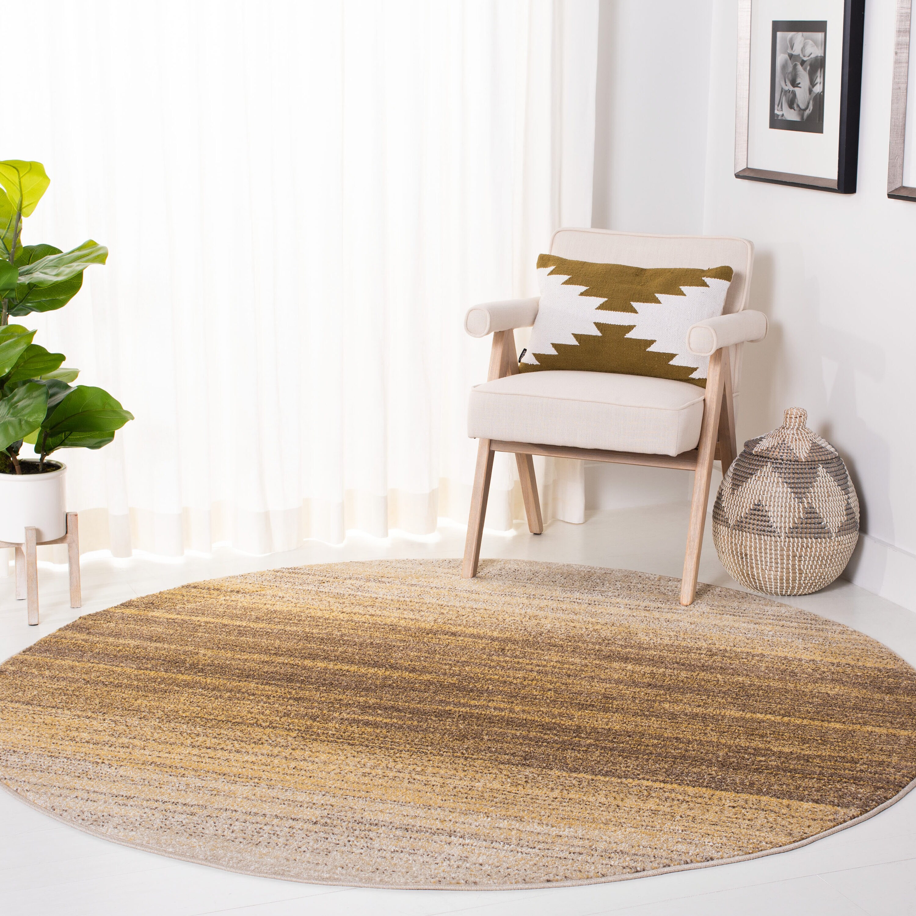 Adirondack 142D Gold Ivory 6ft x 6ft Round Rug