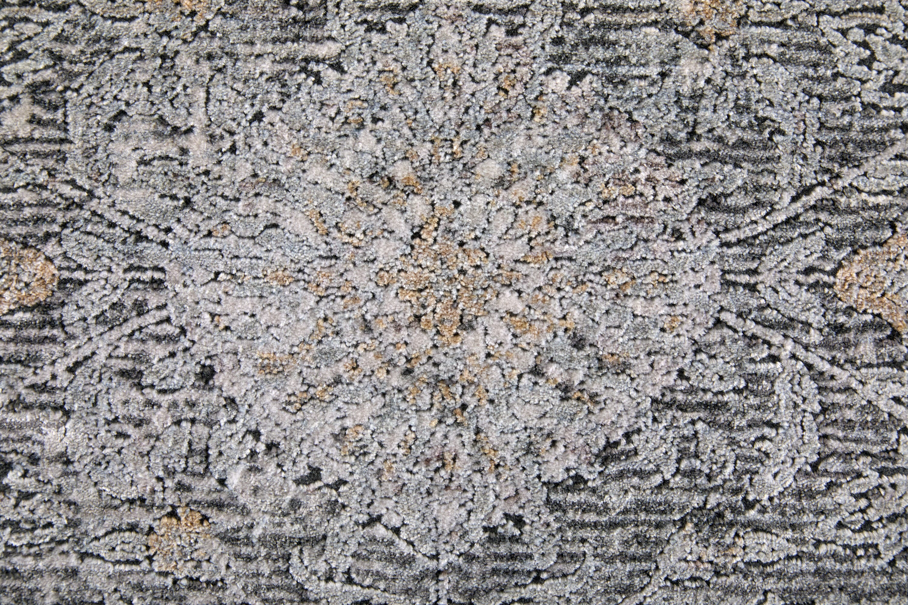 Ivory and Charcoal Rectangular Wool and Viscose Rug