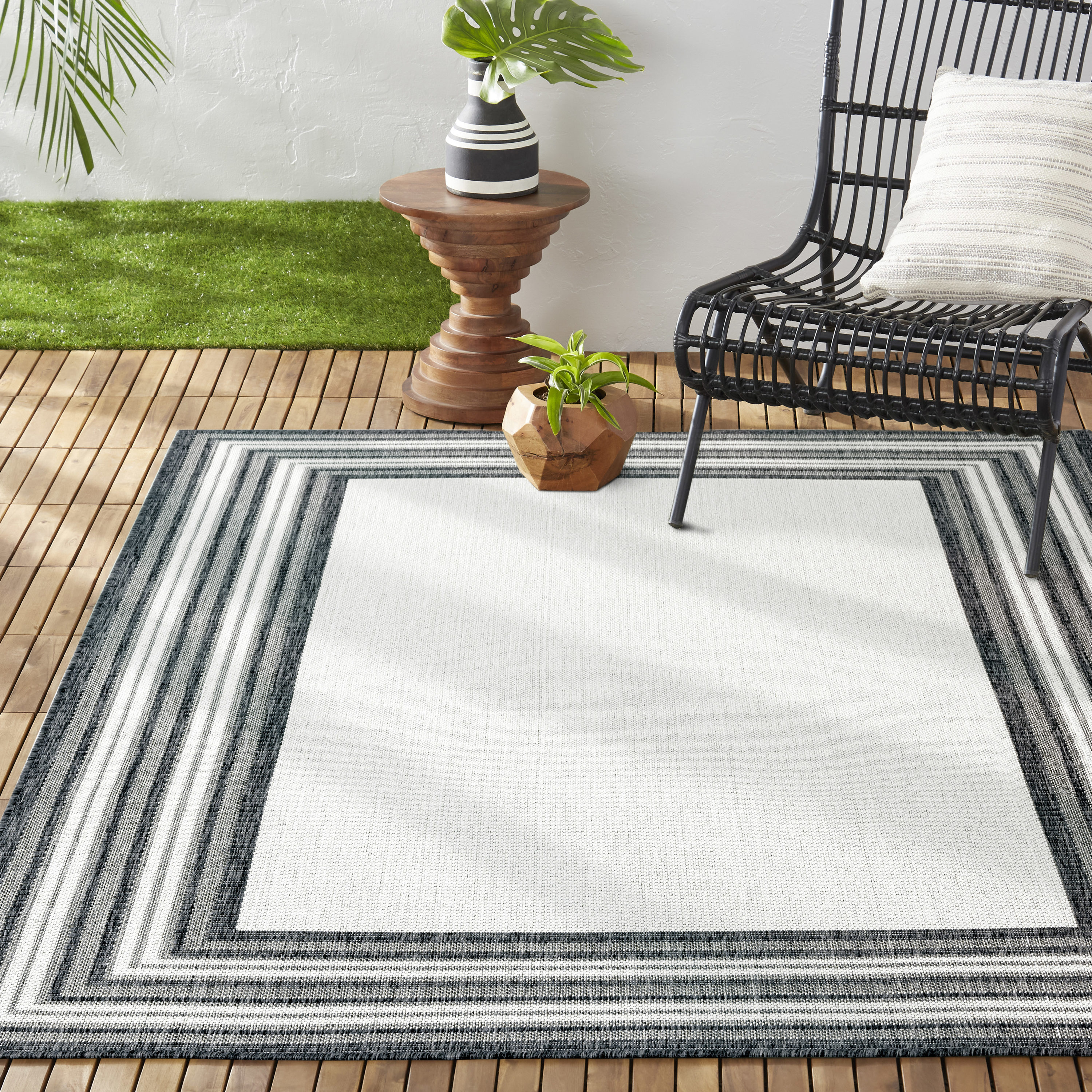 Home Dynamix Marine Anchor Coastal Anchor Indoor/Outdoor Area Rug, Grey/Ivory , 5'2x7'2