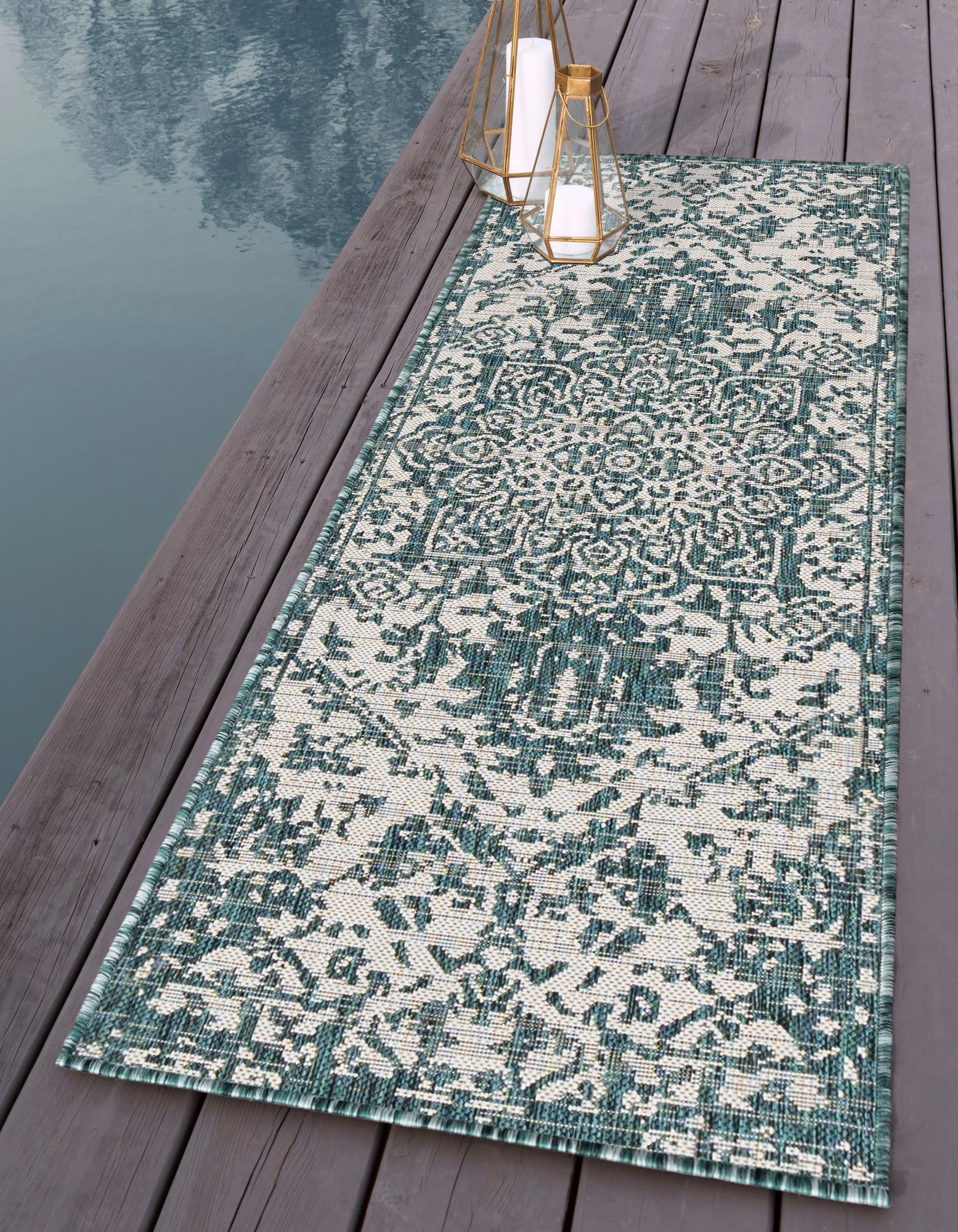 Unique Loom 3152214 Jill Zarin Outdoor 2 x 6 (ft) Loomed Polypropylene Teal Rectangular Indoor/Outdoor Medallion Runner rug