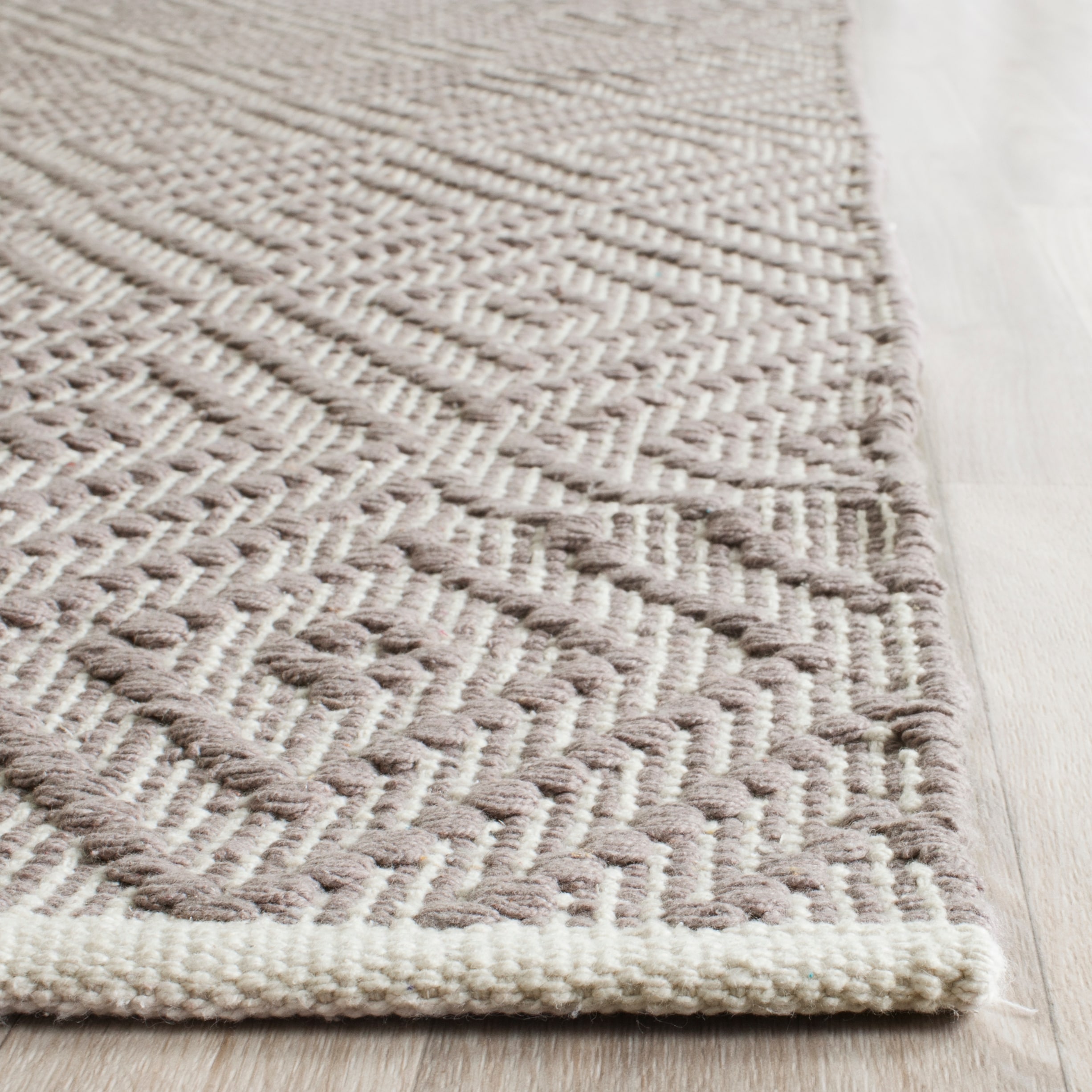 Safavieh MTK811A-24 rugs - View #2