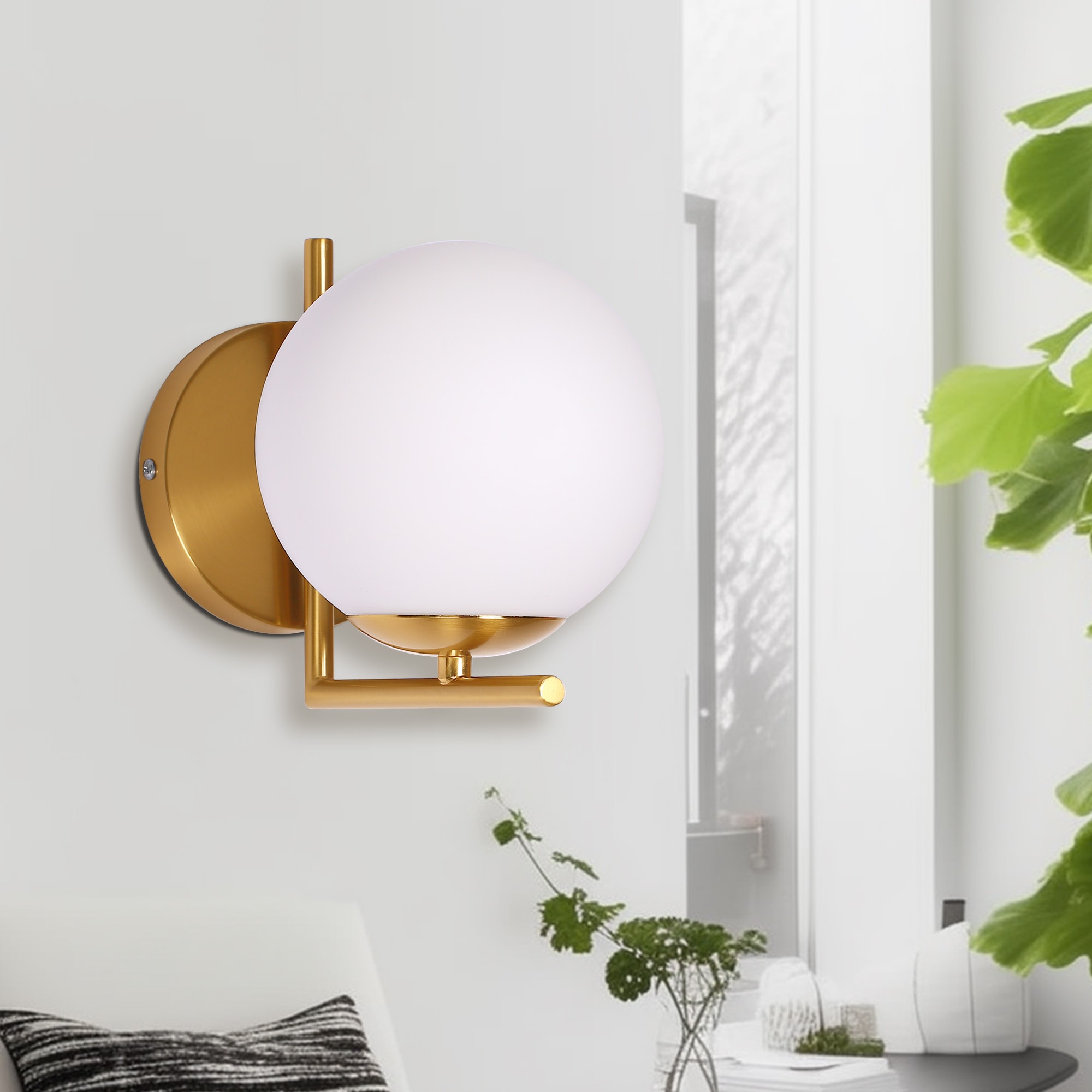 YANSUN LA-NB02401AGD-11 5.5-in 1 -Light Gold Modern/contemporary Vanity light