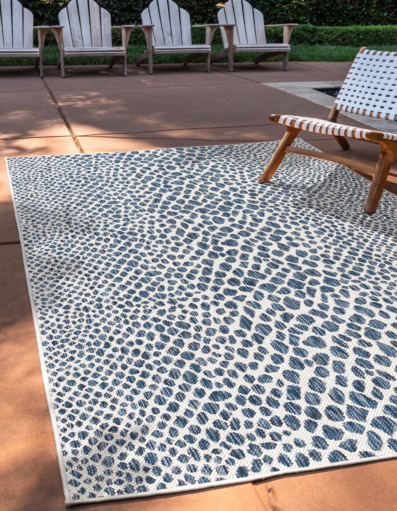 Unique Loom 3182502 Jill Zarin Cape Town 8 x 11 (ft) Loomed Polypropylene Blue Rectangular Indoor/Outdoor Animal print Area rug