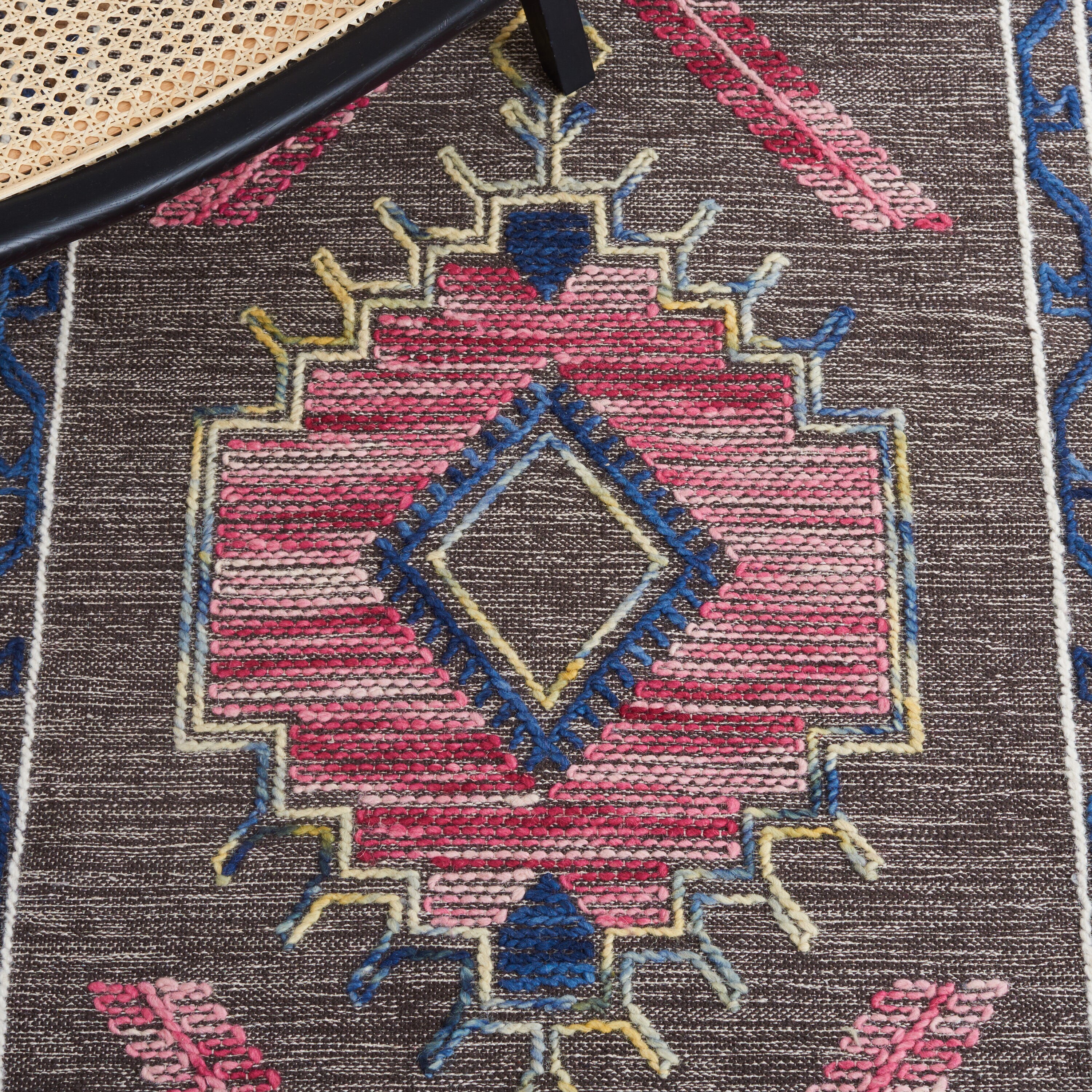 Safavieh KLM524T-4 rugs - View #5