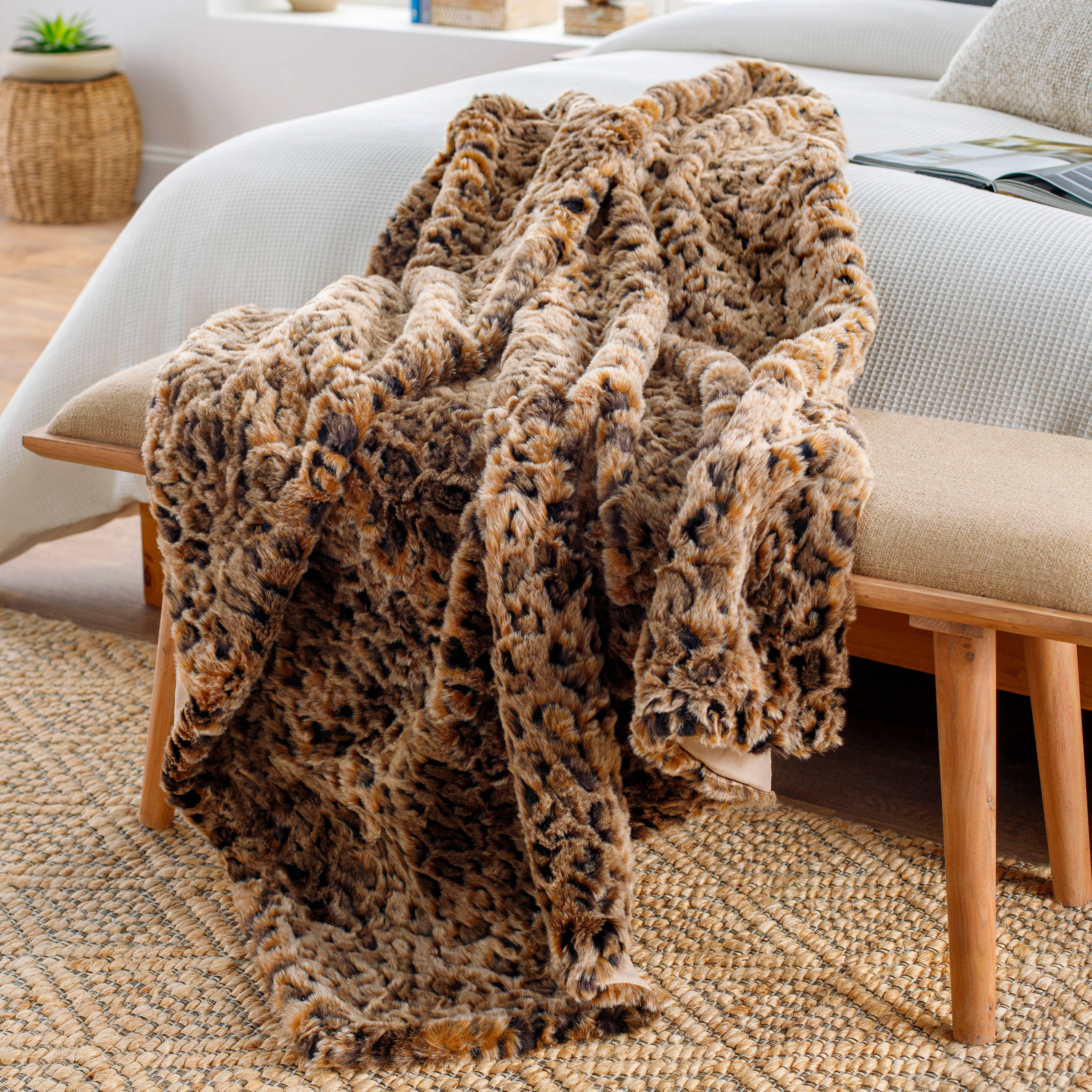 Surya LWA1000-5060 Blankets-And-Throws - View #2