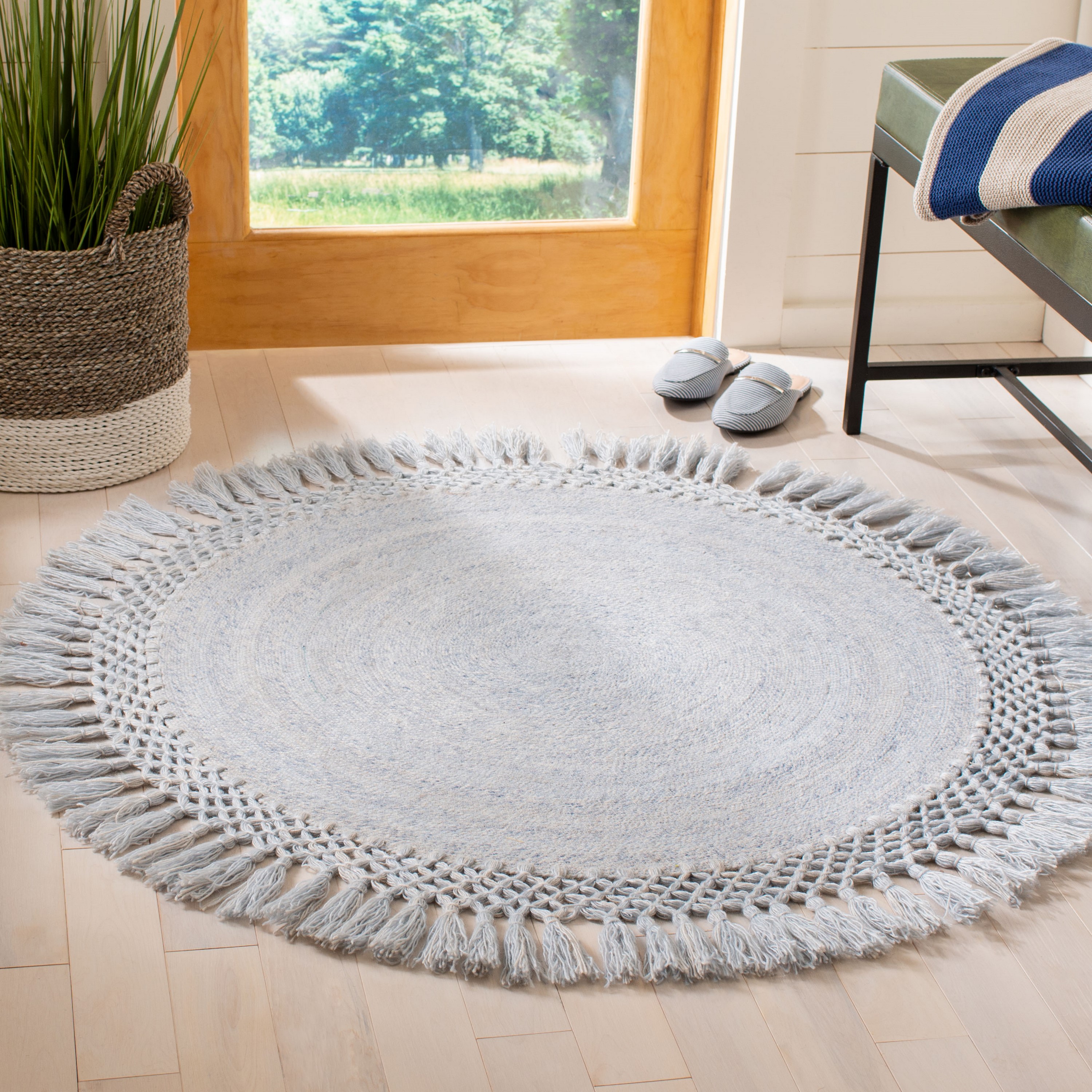 Safavieh SAH490M-3R Sahara Promila 3 x 3 (ft) Tufted Polyester Blue Round Indoor Geometric Moroccan Throw rug