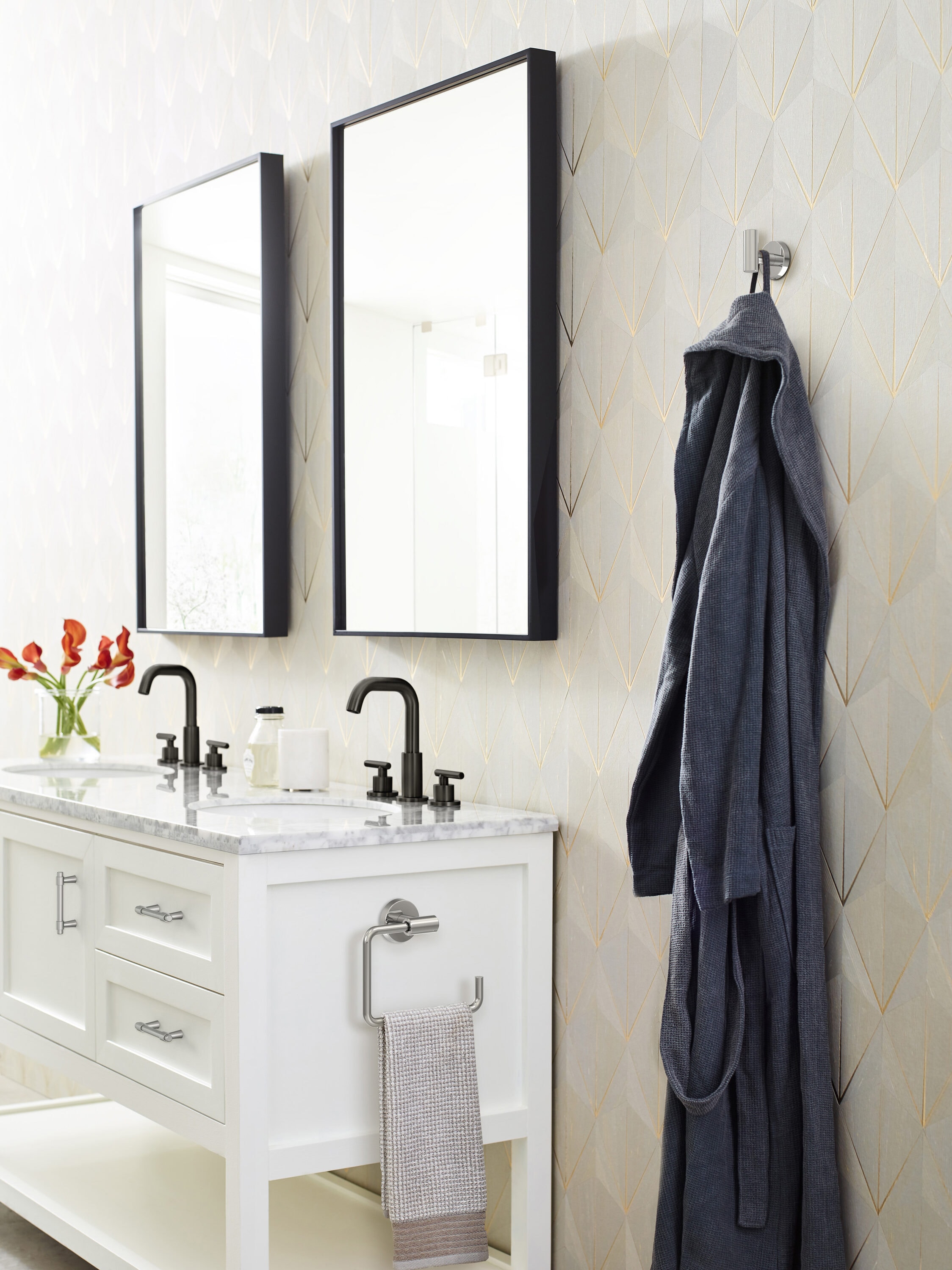 Polished Chrome Modern Cabinet Bar Pull with Mounting Hardware