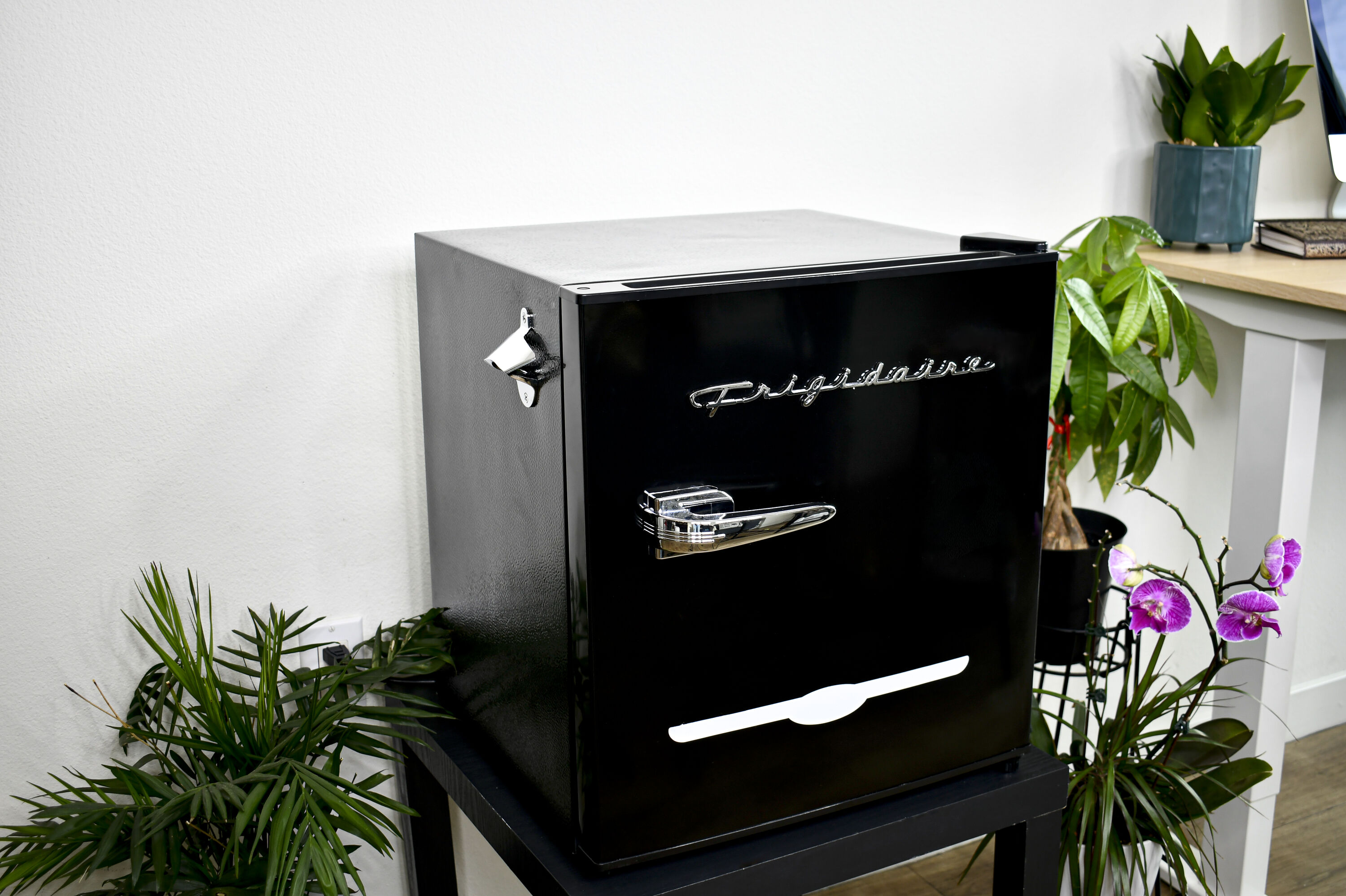 Frigidaire EFR176-BLACK m050615 - View #6