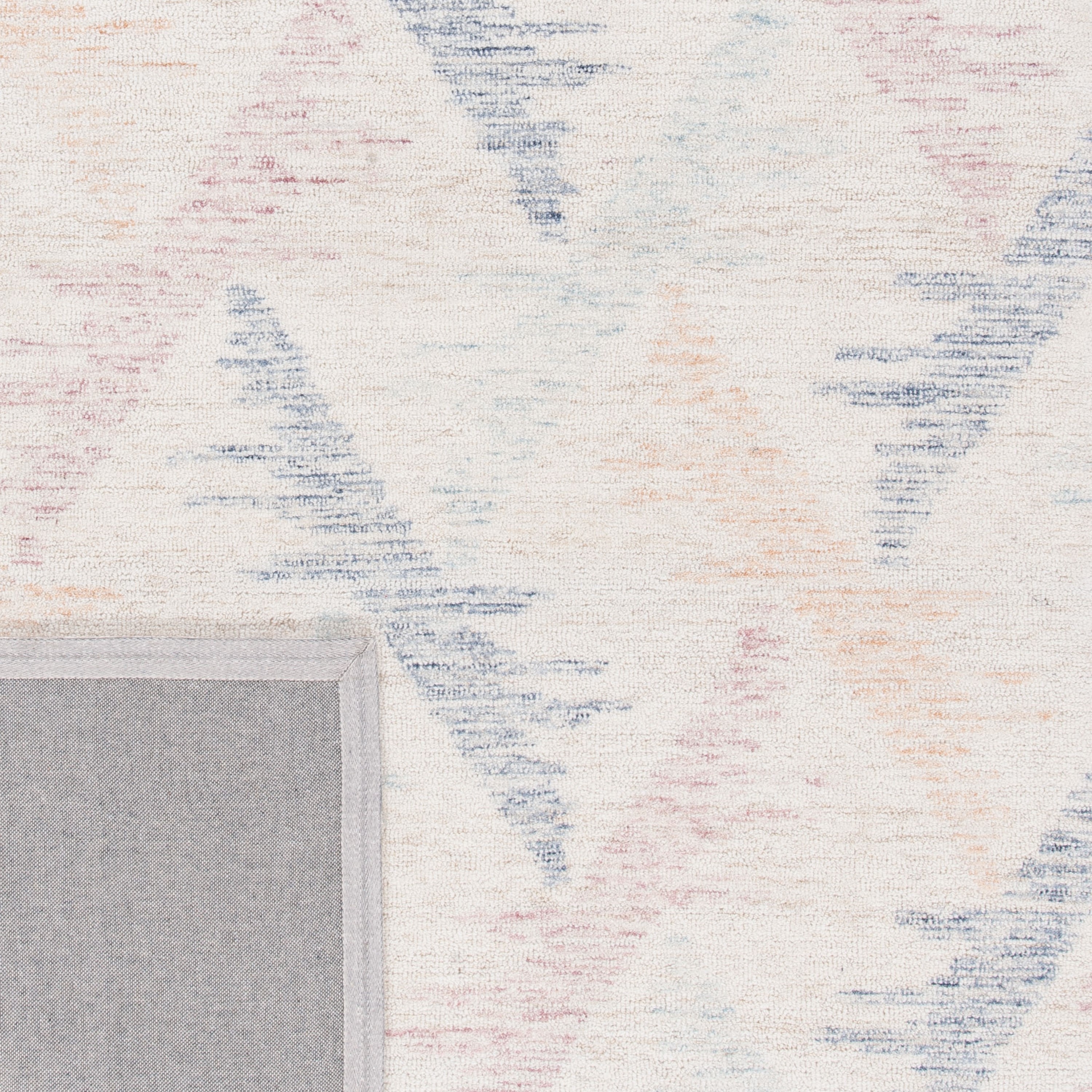 Ivory and Blue Hand-Tufted Wool 4' x 6' Area Rug