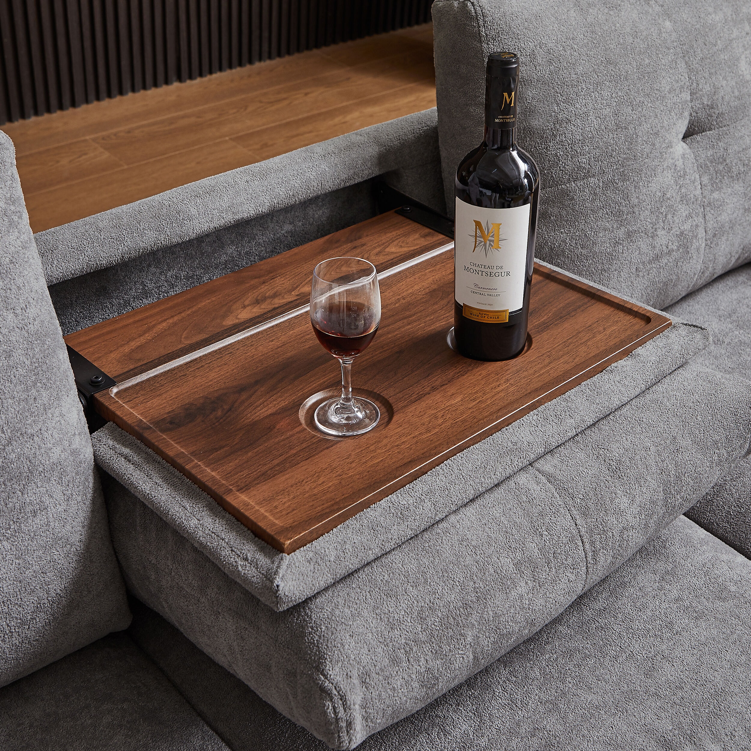 Jarenie YMX15LG Sofas-Loveseats - View #6