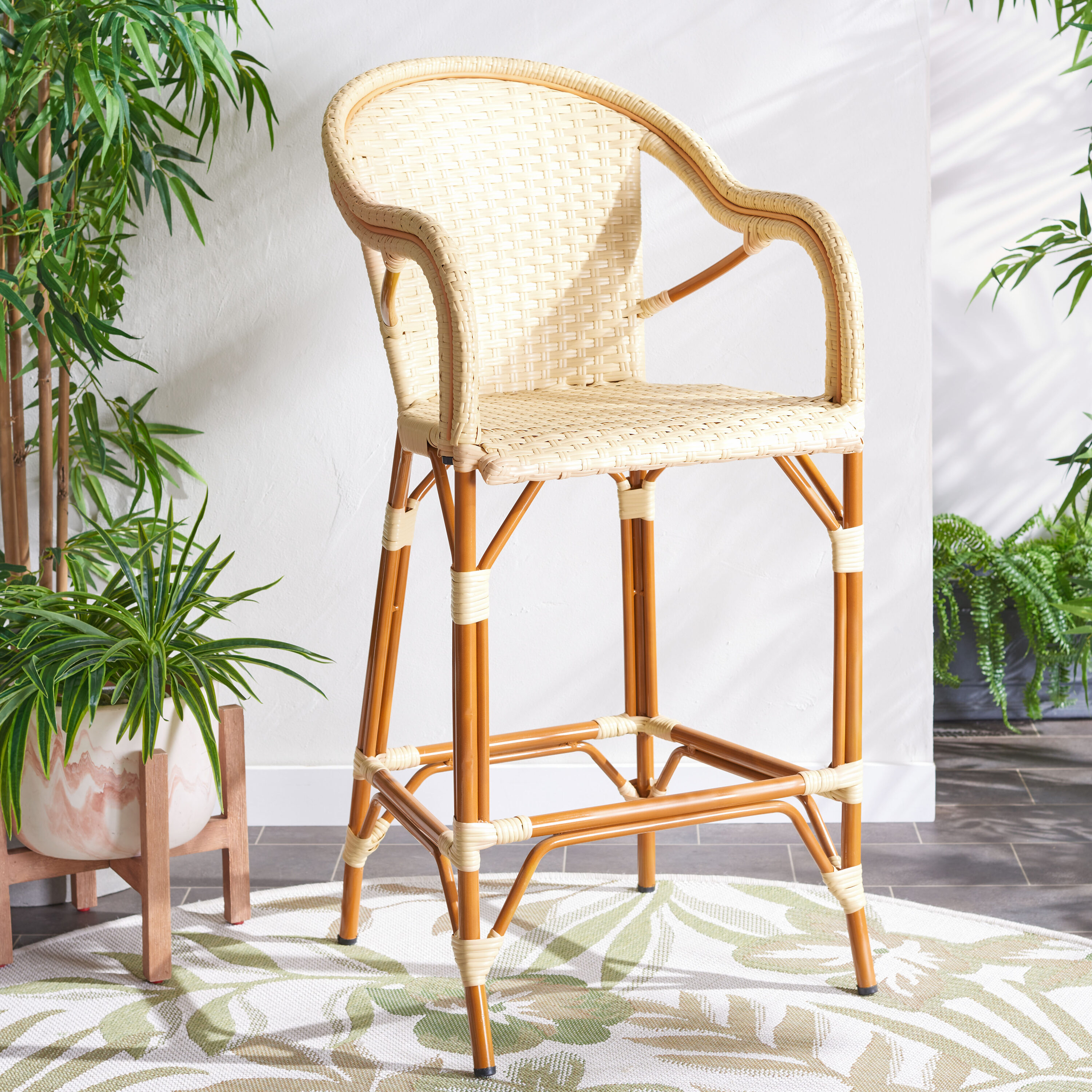 Safavieh PAT7535A California Wicker Natural/Beige Aluminum Frame Stationary Bar Stool Chair with Slat Seat