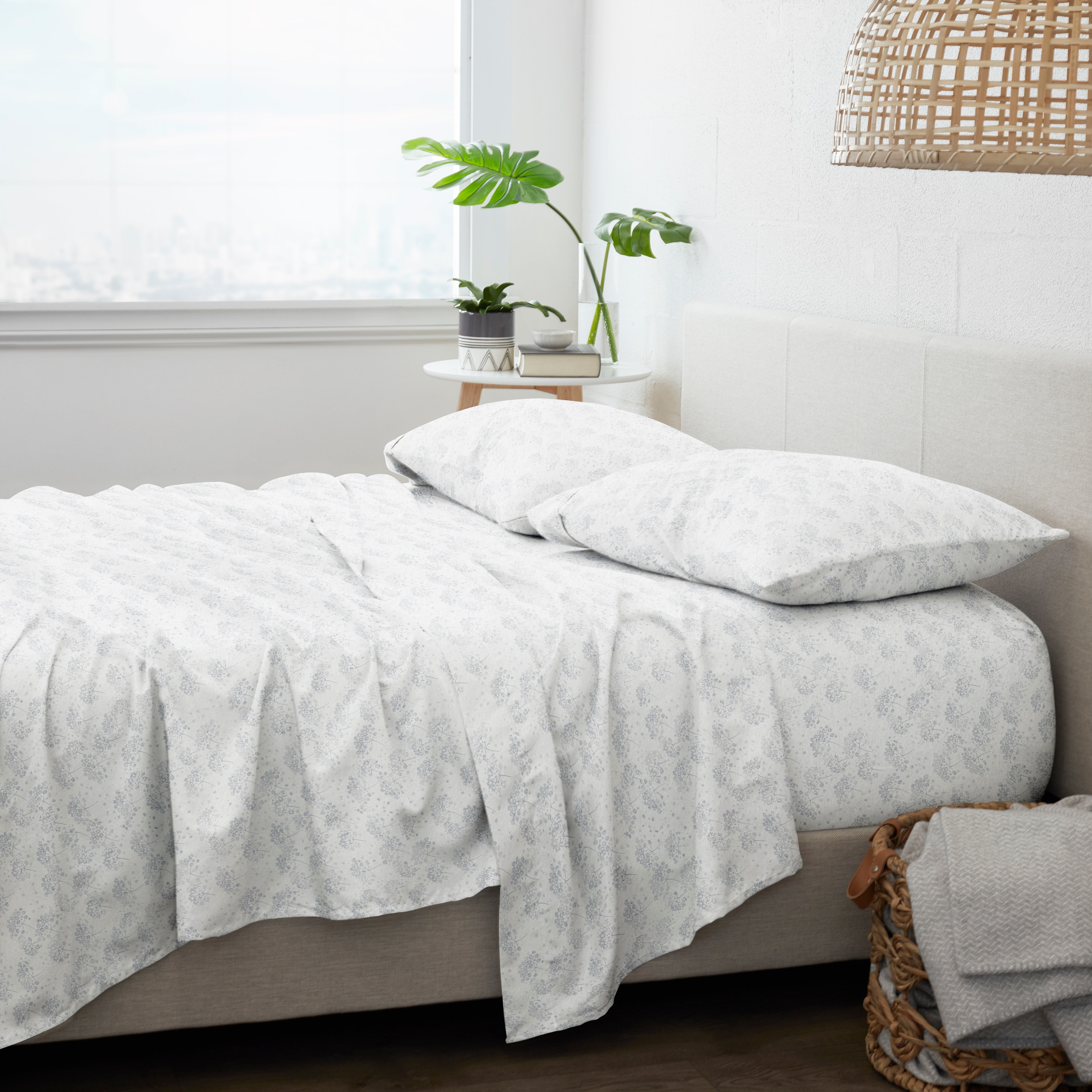 Ienjoy Home IH-4P-FFB-CK-LB California king 20000 -Thread Count Cotton Light Blue 4 -Piece Bed Sheet Set