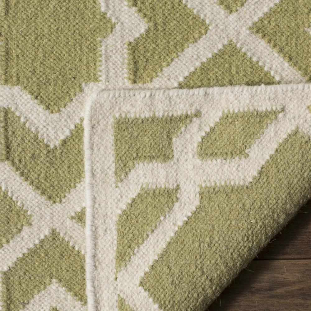 H-713 Coastal Pinwheel Hooked Rug Wool