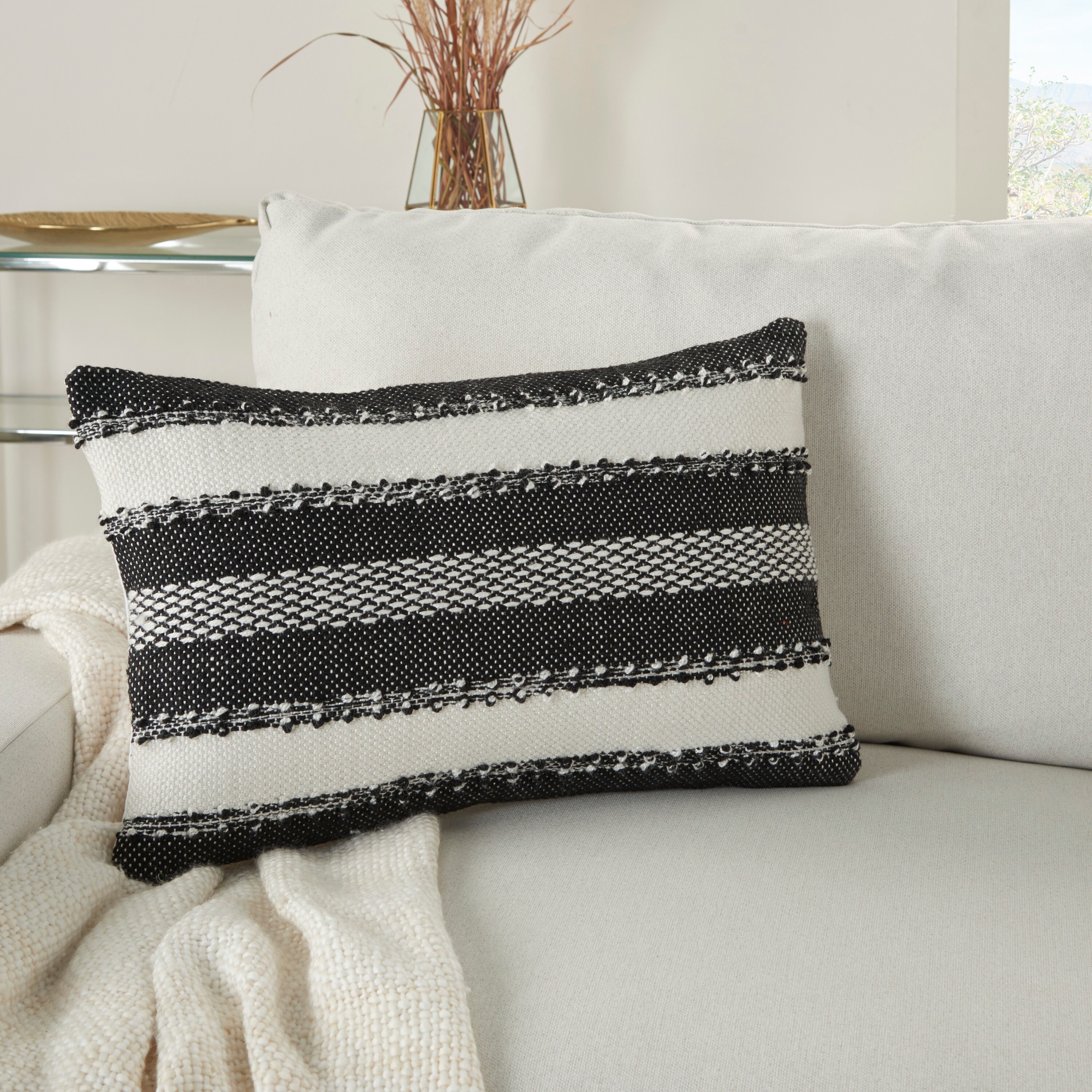 Mina Victory 798019081003 Accent-Pillows - View #5