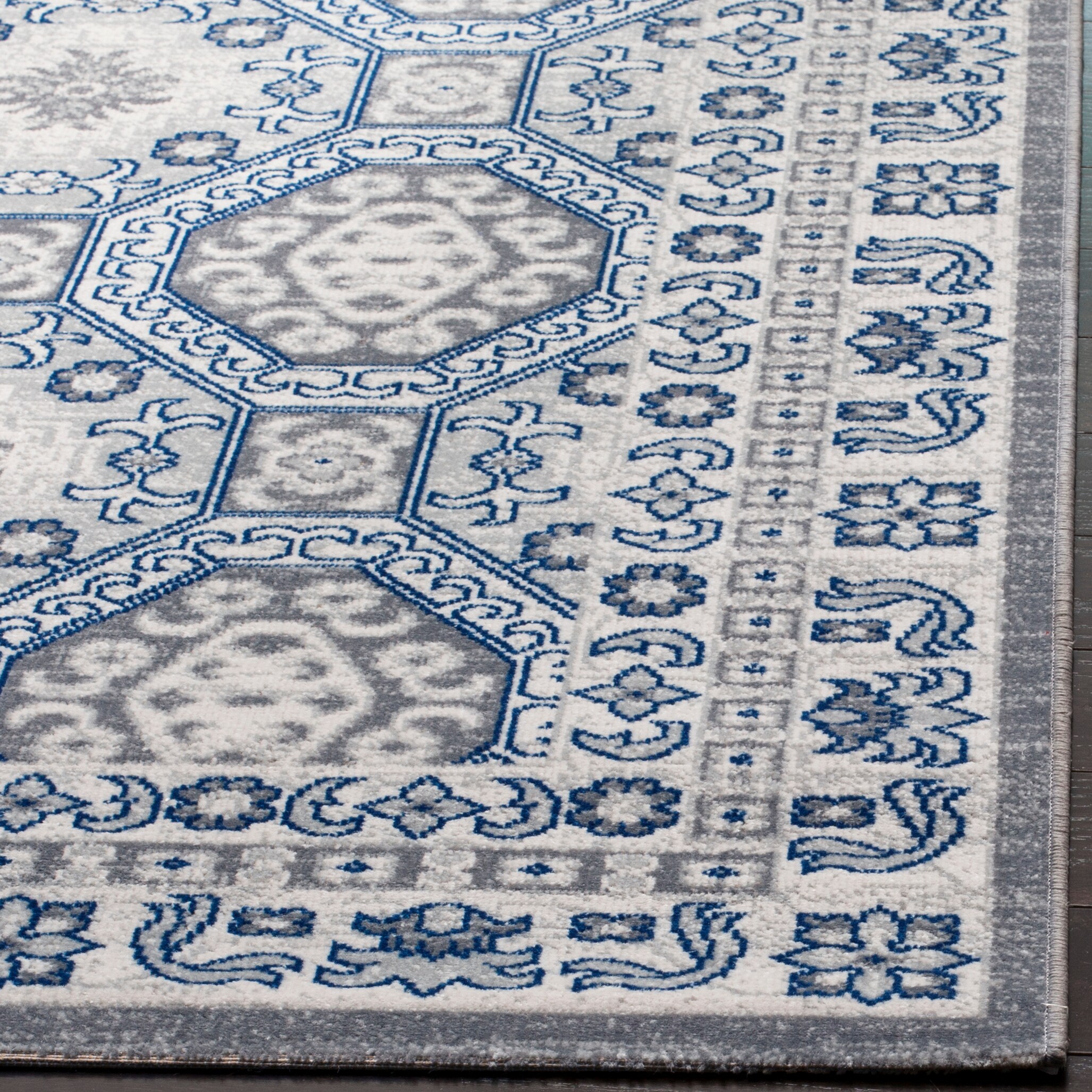 Safavieh ATN320C-4 rugs - View #3
