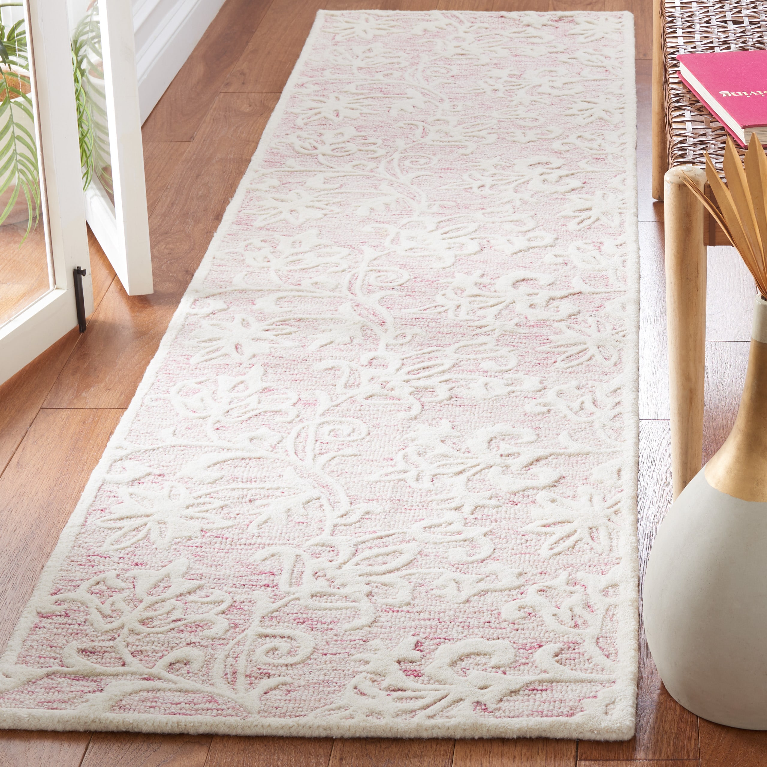  Metro 853 Pink/Ivory Country Floral 2ft-3in x 9ft Runner Rug