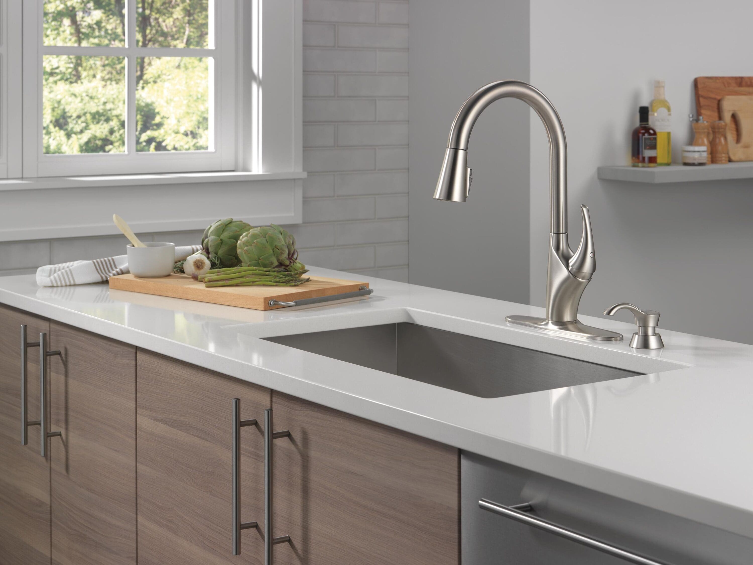 Delta 19998Z-SPSD-DST Kitchen-Faucets - View #14