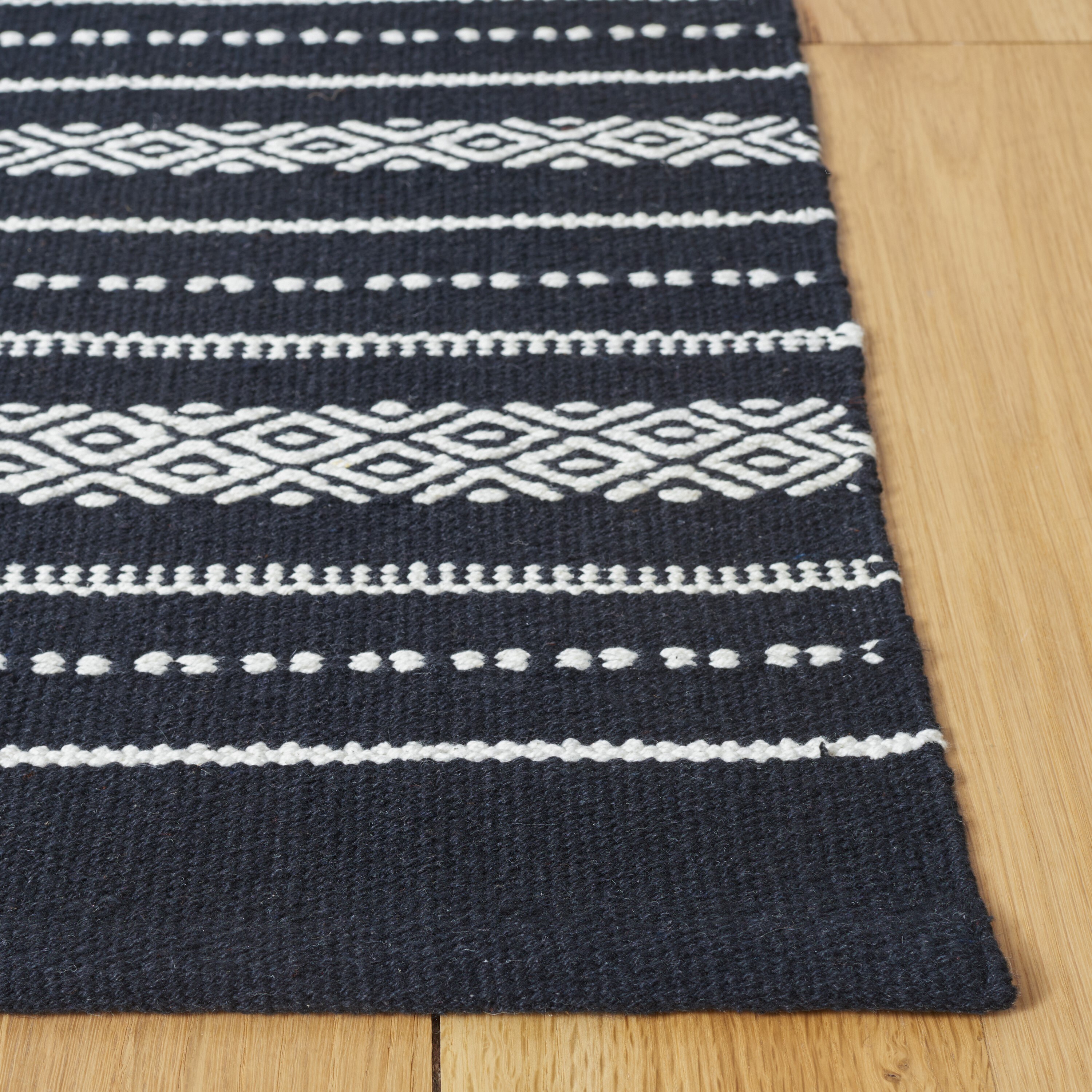 Black and White Handwoven Wool Kilim 4' x 6' Area Rug