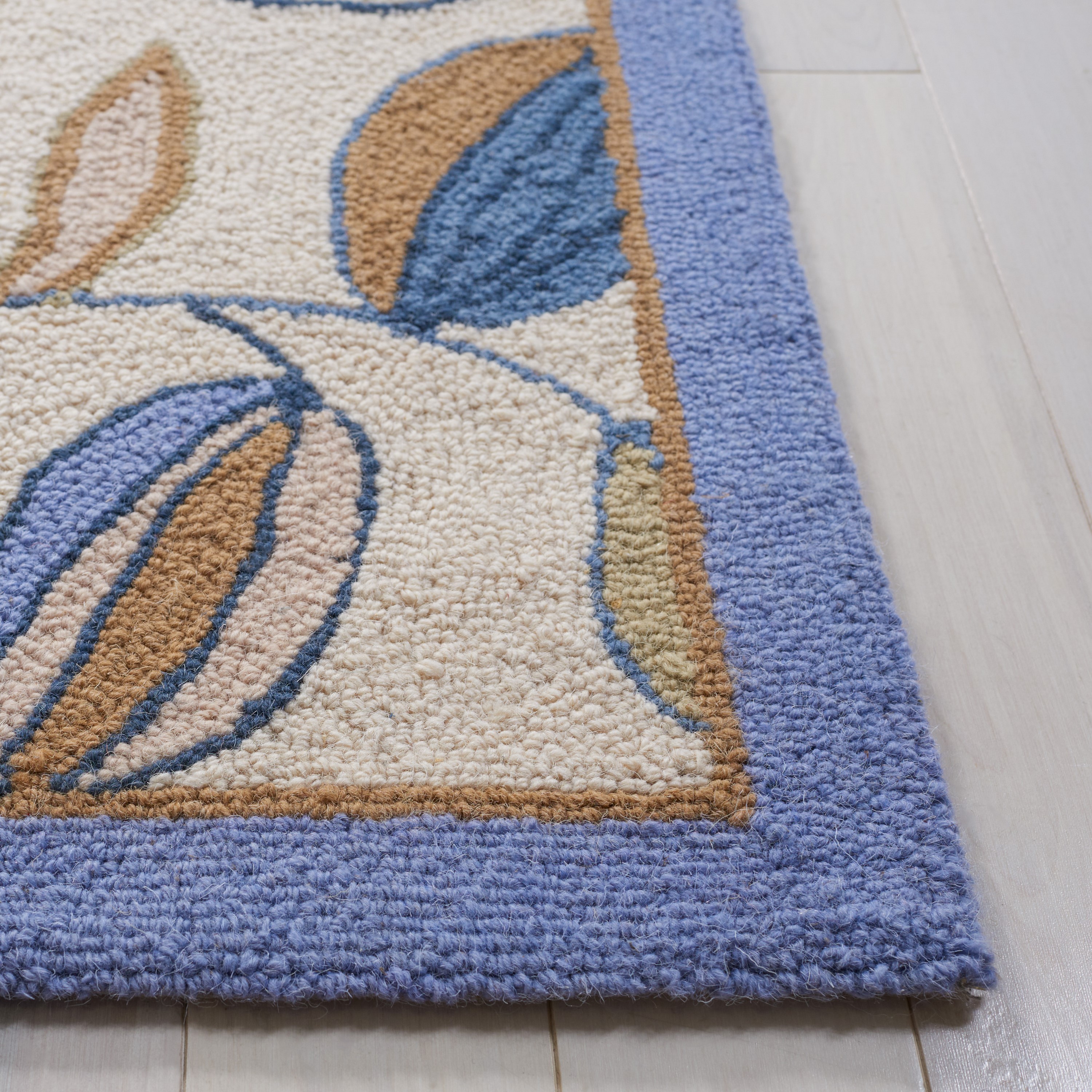 Ivory and Blue Floral Hand-Hooked Wool Circle Area Rug