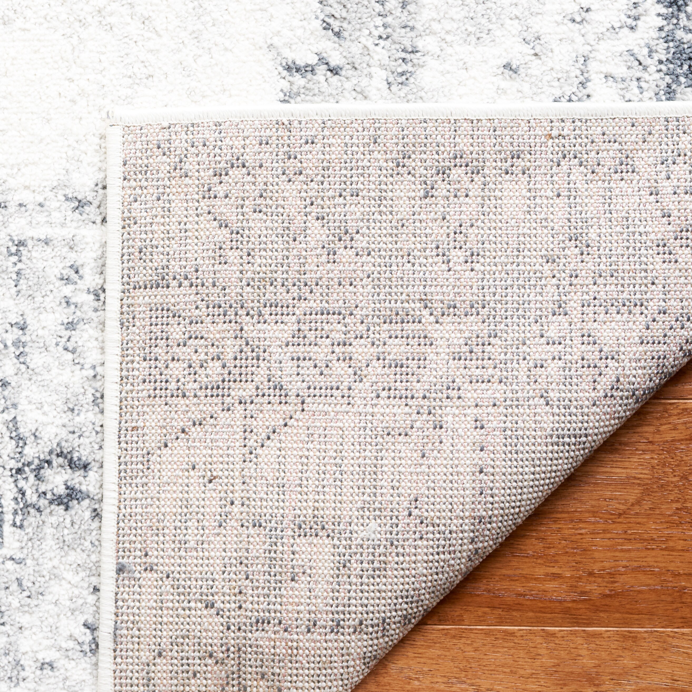Safavieh LAY104A-7SQ rugs - View #3