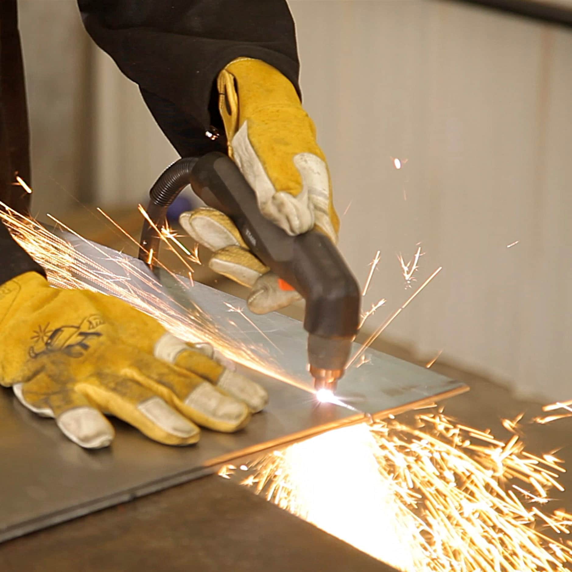 Hobart 500576 Plasma-Cutters - View #6