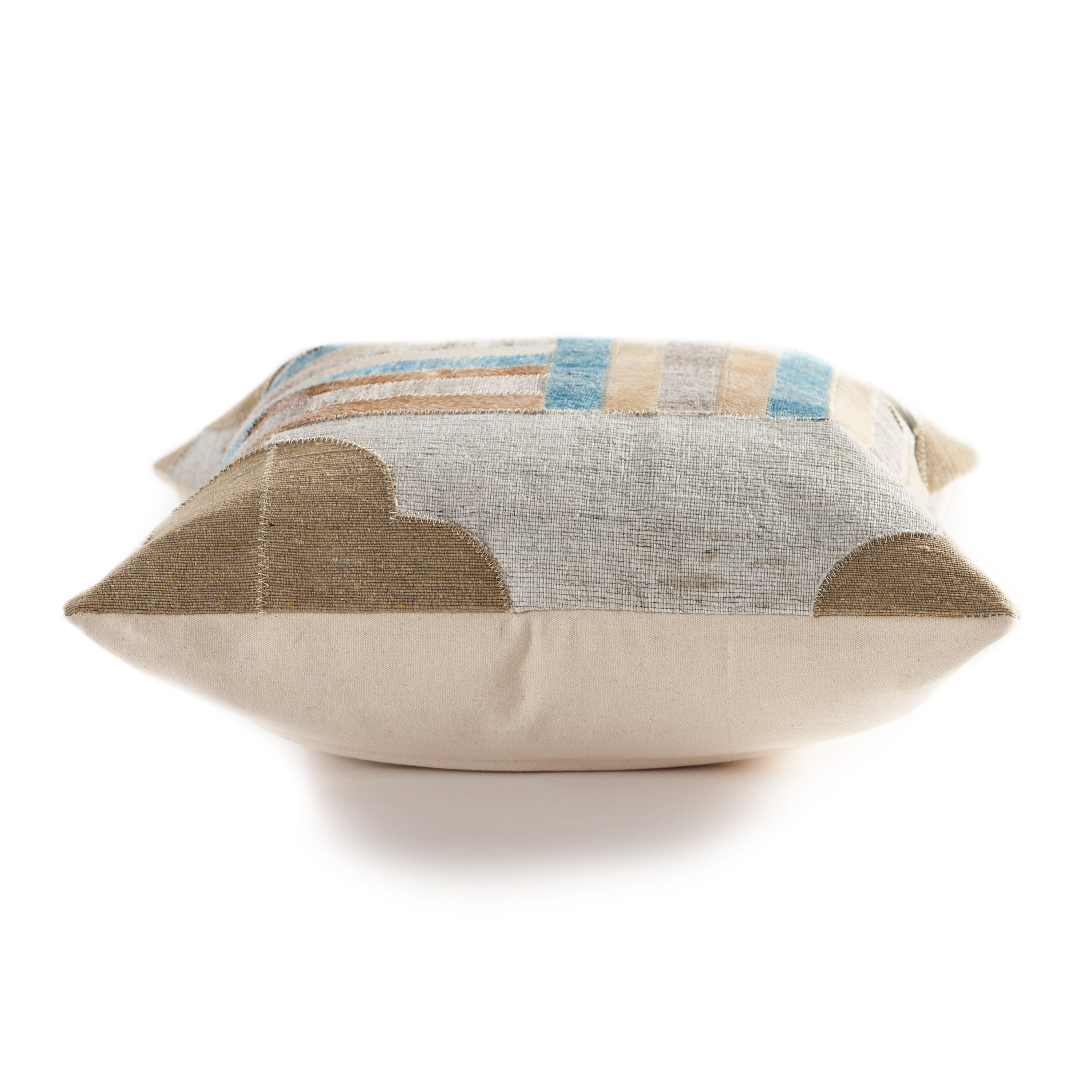 LR Home 0527A9984934J8 Accent-Pillows - View #4