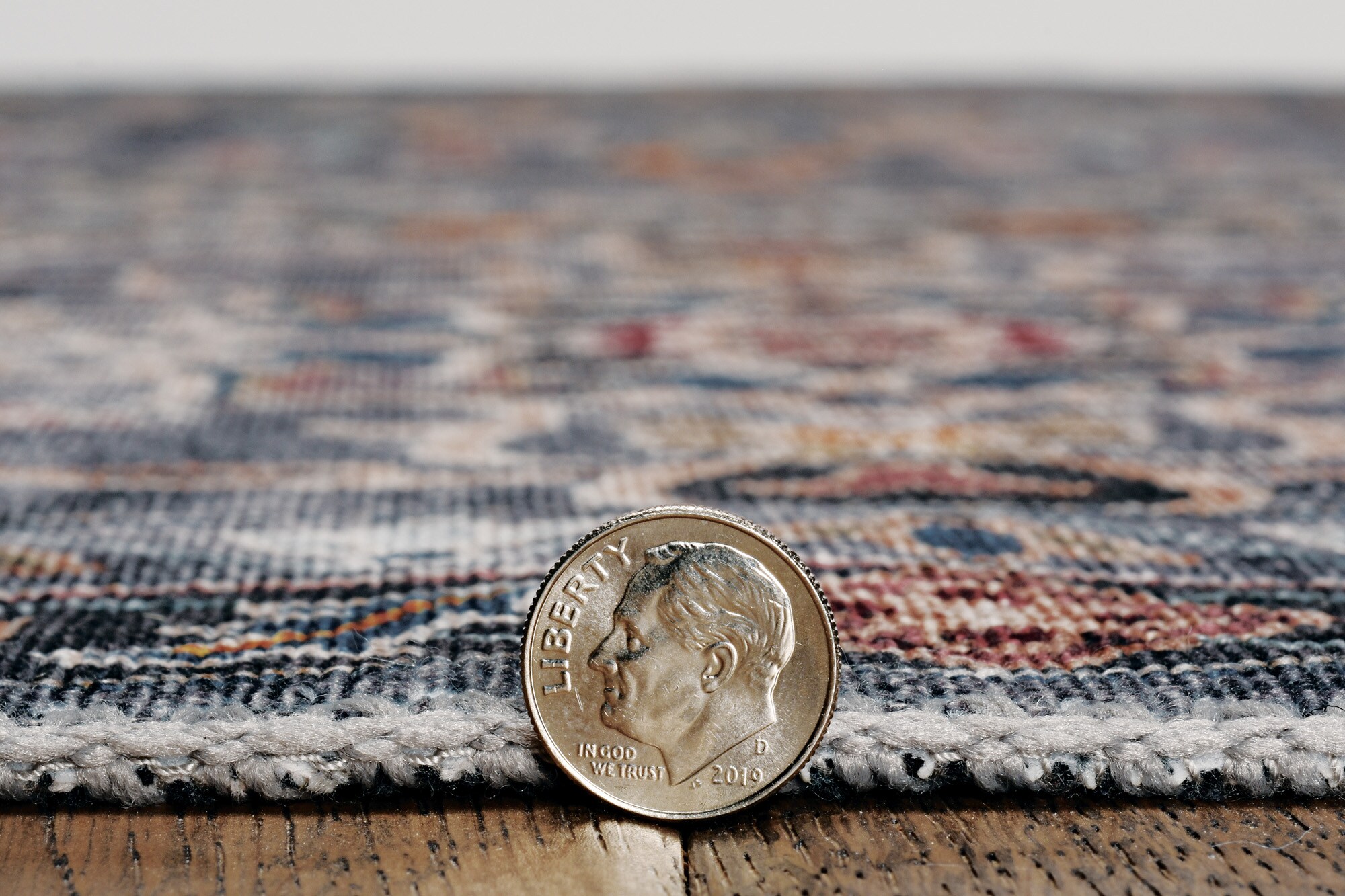 Linon RUGWR1857 rugs - View #5