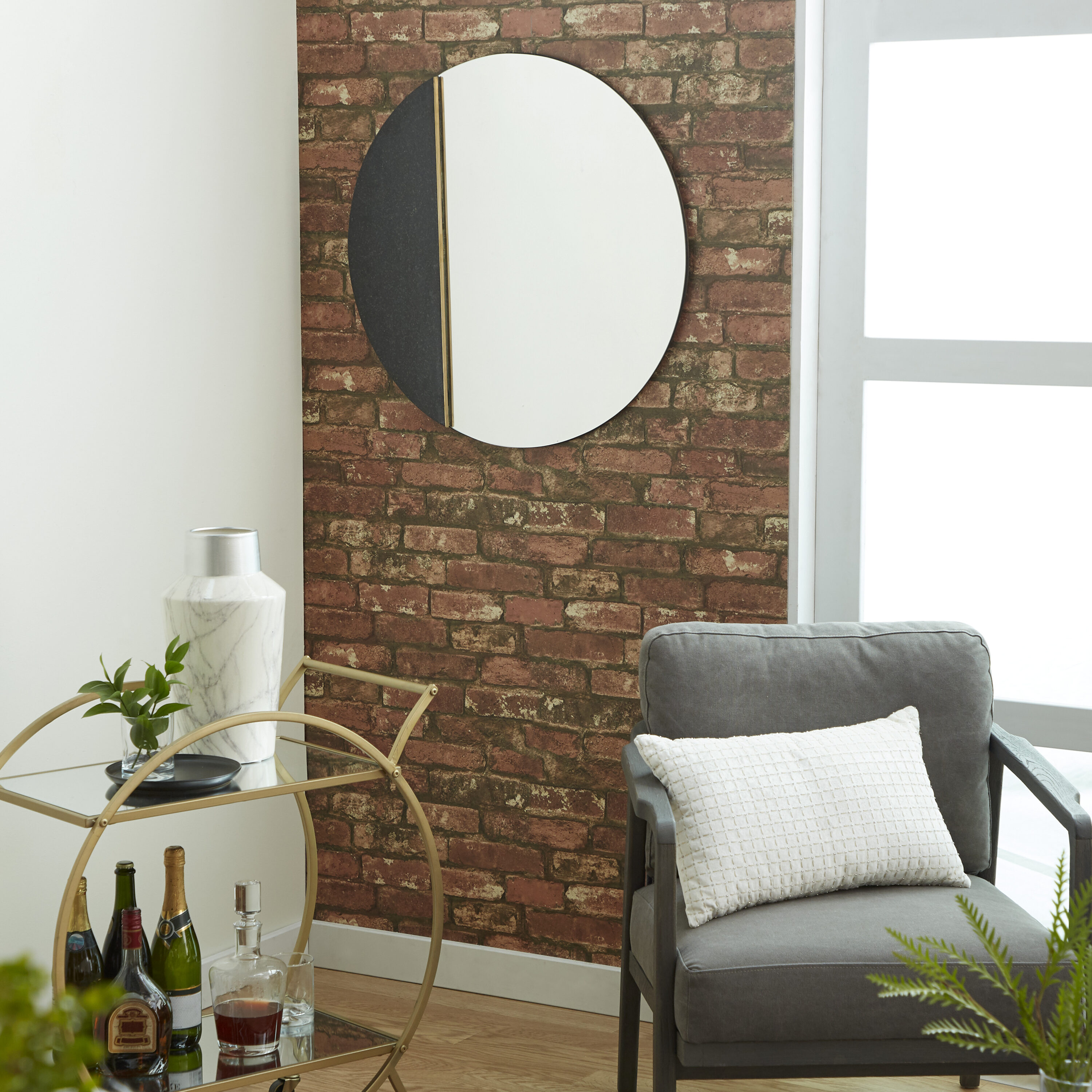 Grayson Lane 94935 28-Inches W x 28.0-Inches H Round Black with Marble Accent Framed Frameless Wall Mirror