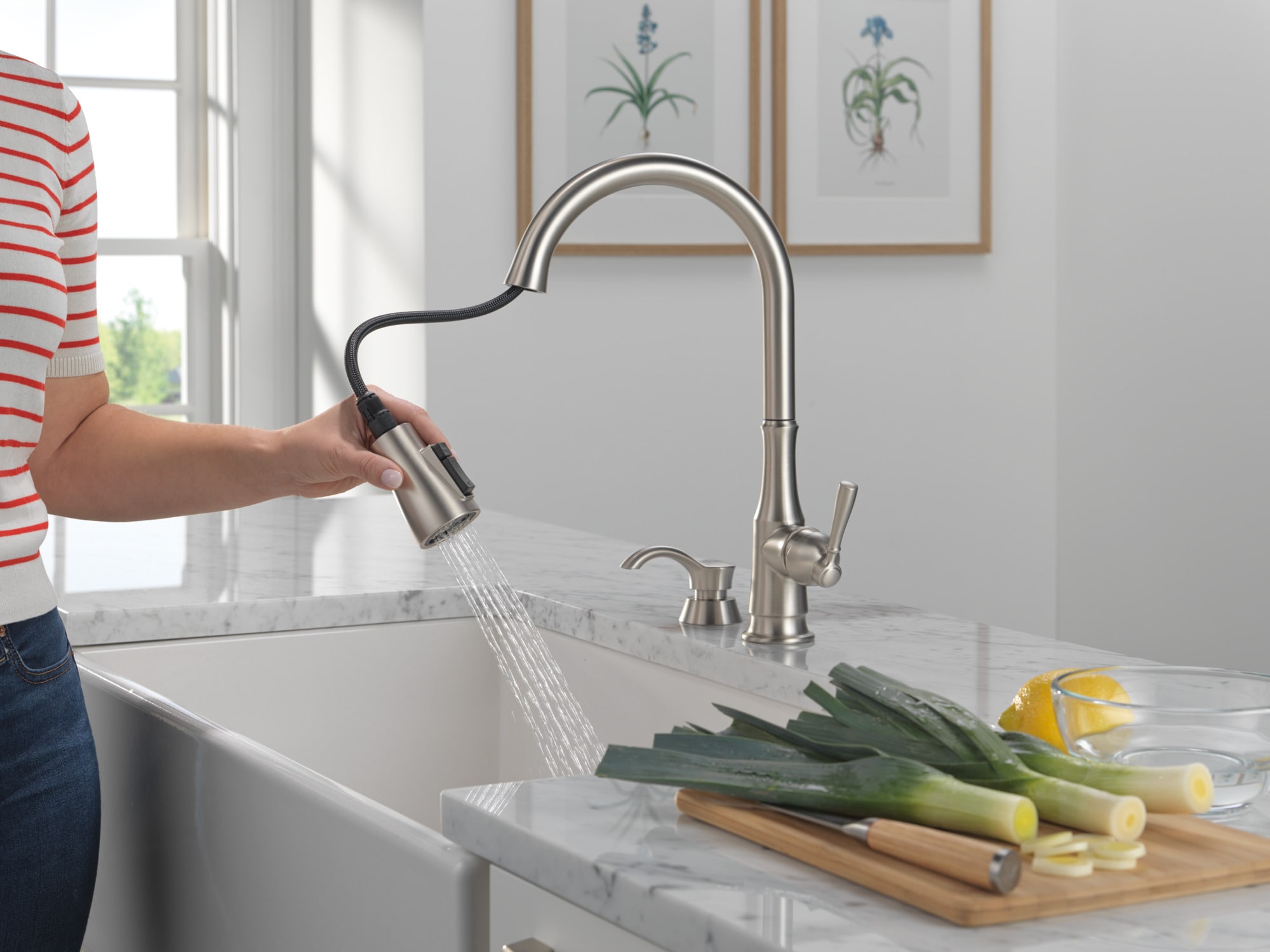 Delta 19877Z-SPSD-DST Kitchen-Faucets - View #2