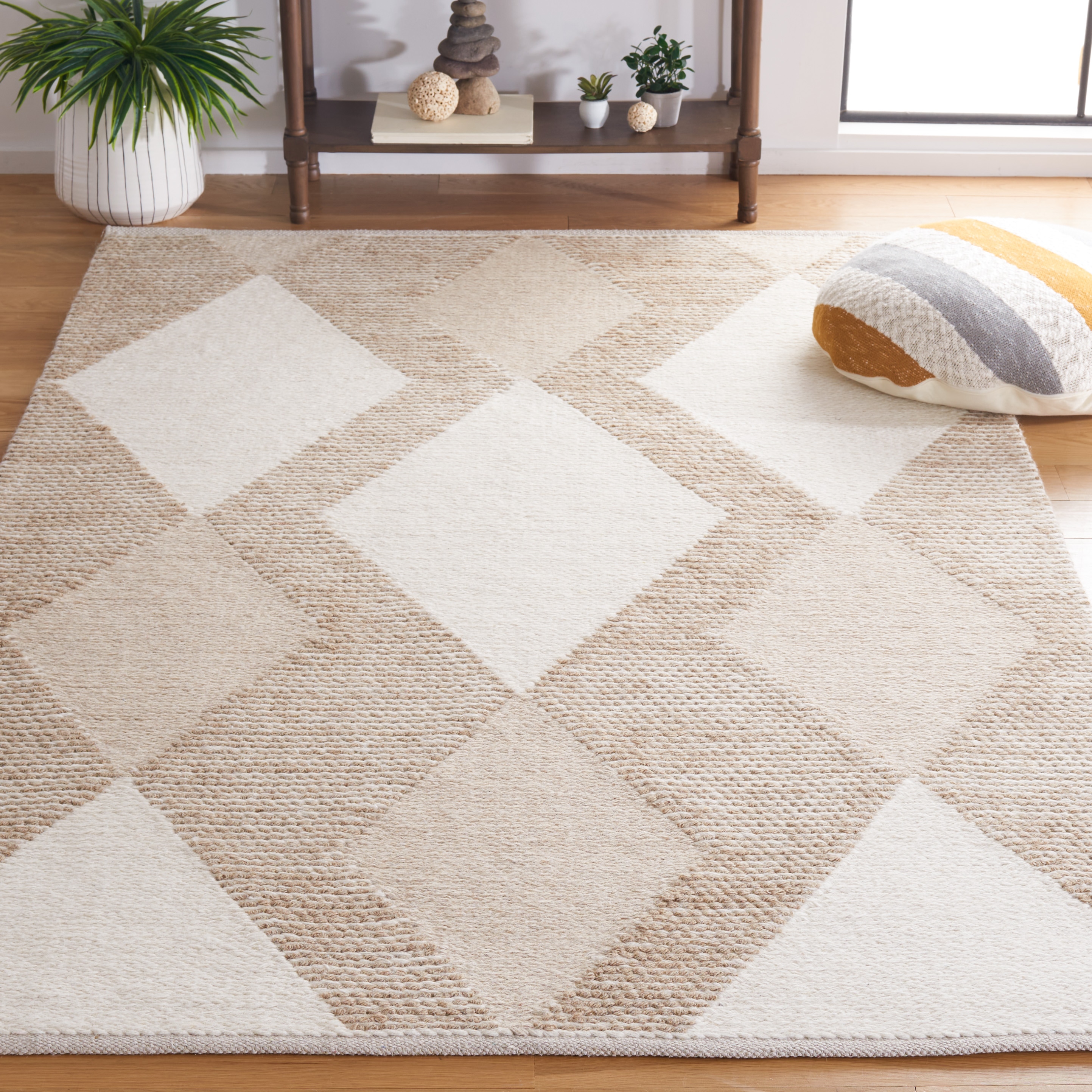  Natura 219 Natural/Ivory Contemporary 5ft x 8ft Medium Rectangle Rug